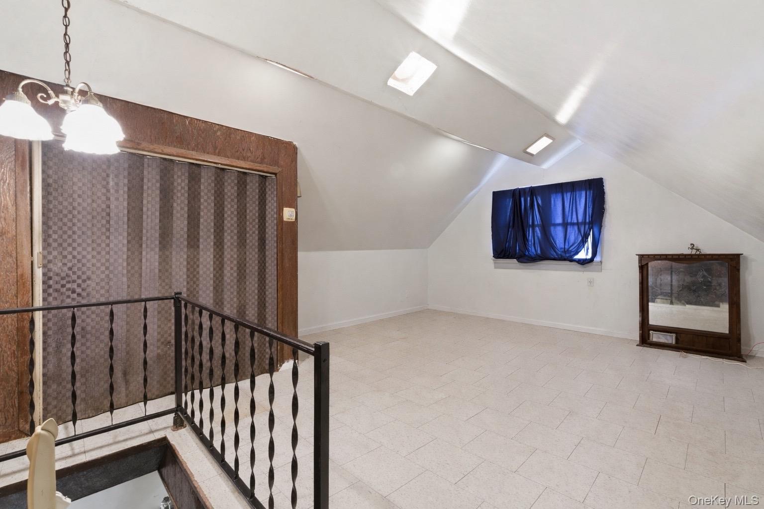 631 Cross Bay Boulevard Property Photo 14