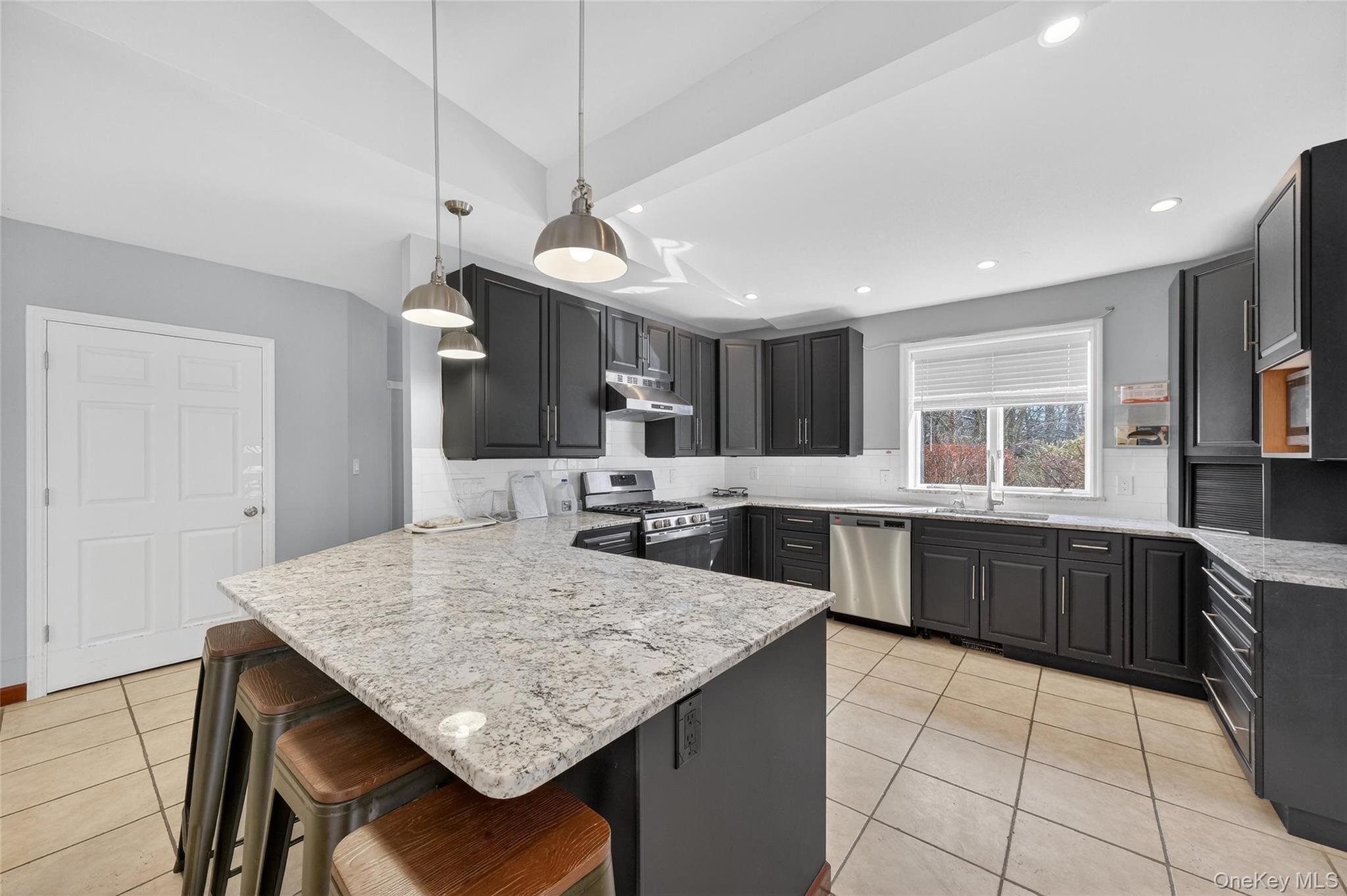 155 Roselawn Road Property Photo 8
