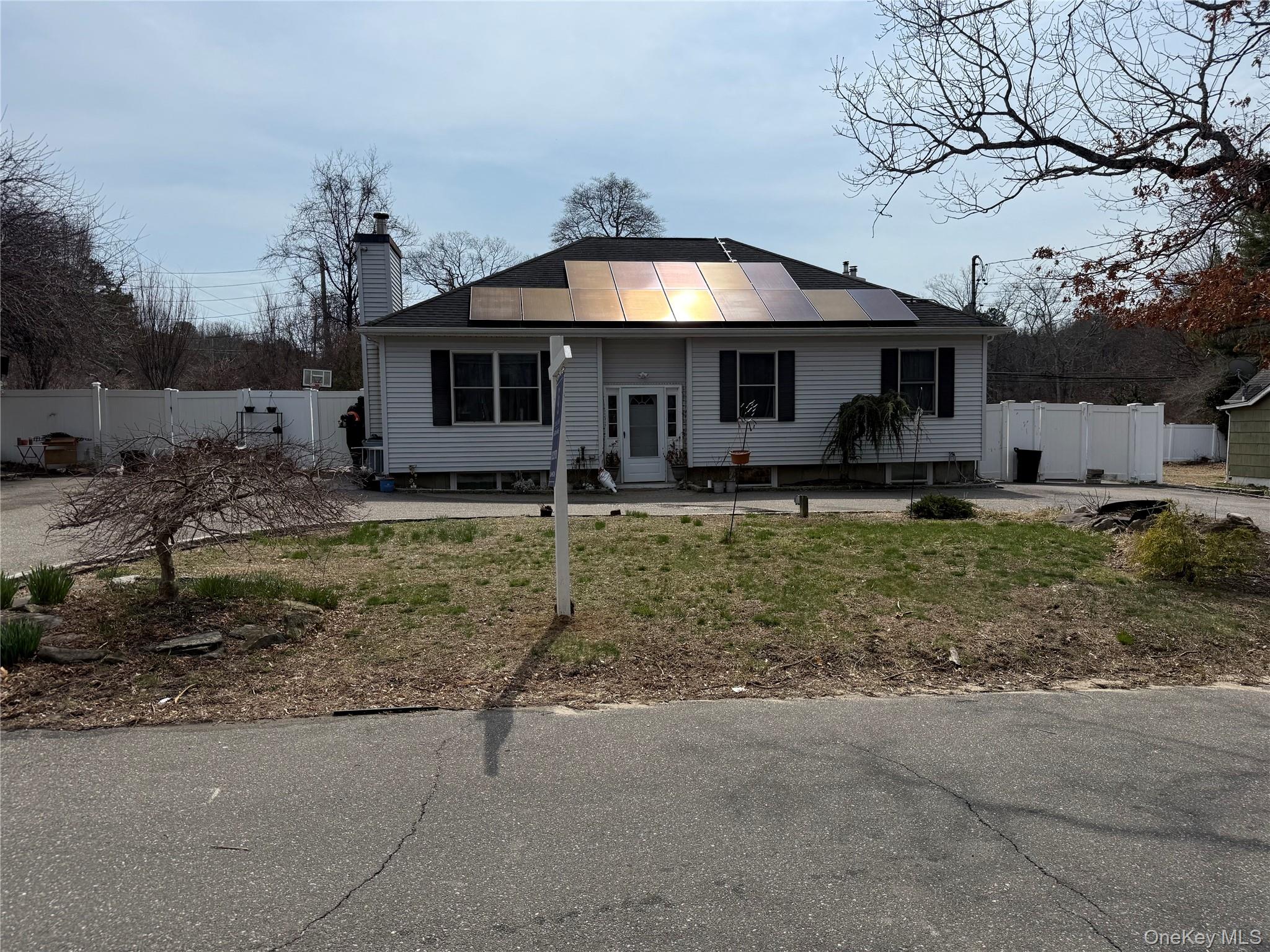 2 1st Street Property Photo 2