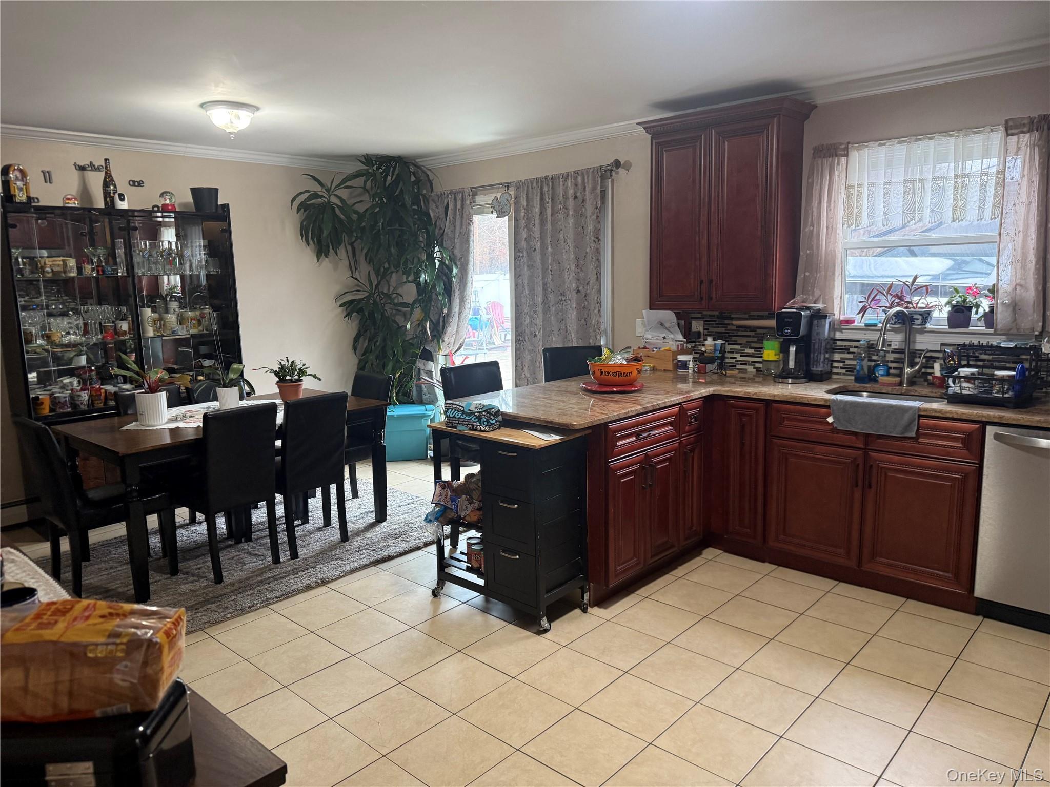 2 1st Street Property Photo 18
