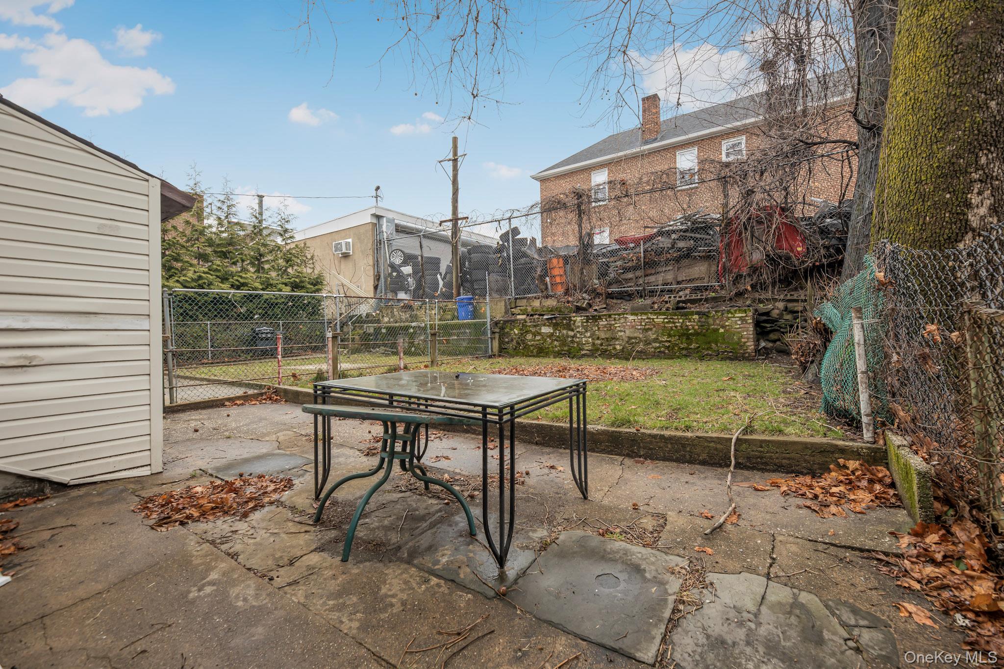 13 Beach Street Property Photo 4