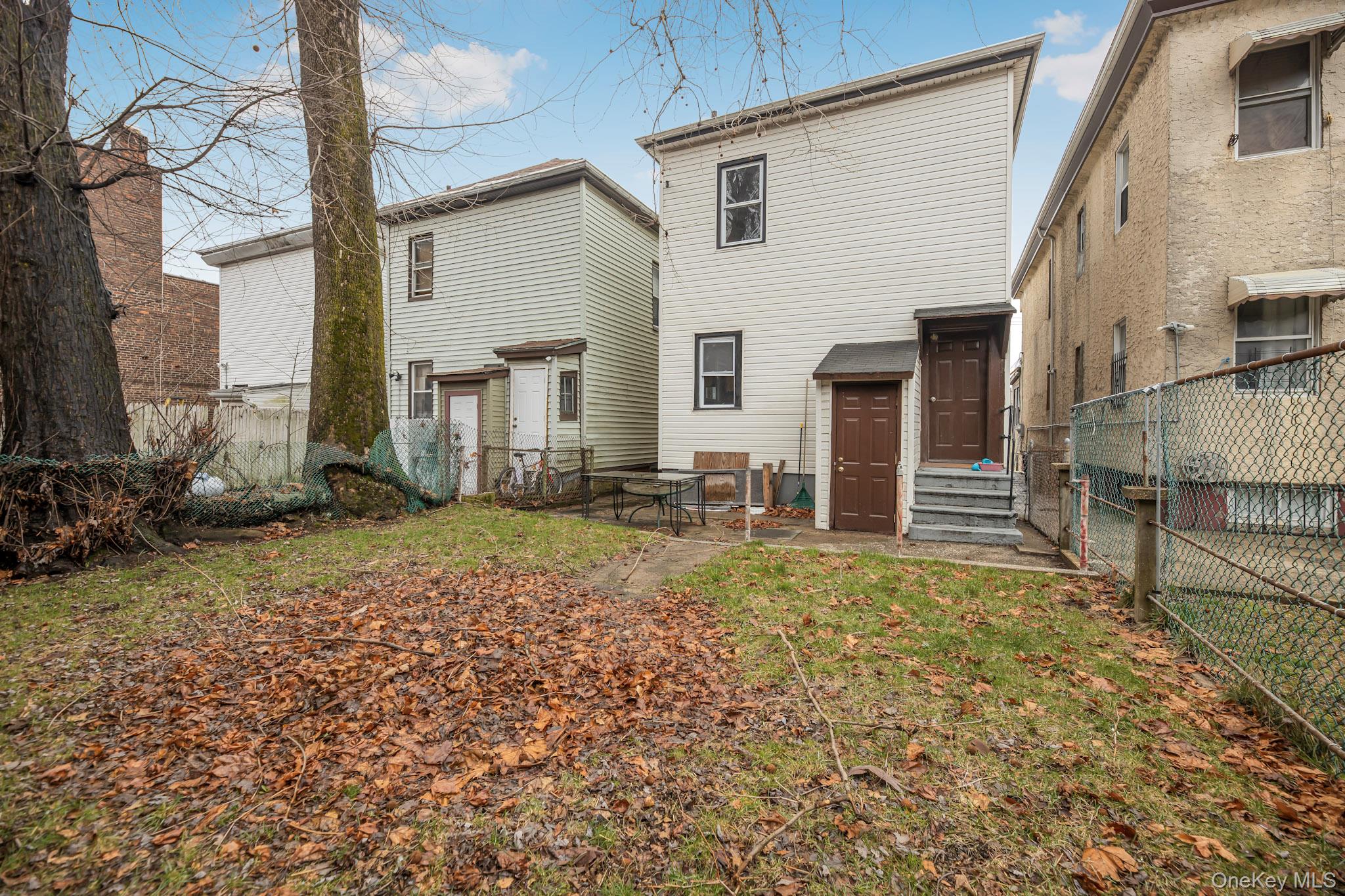 13 Beach Street Property Photo 5