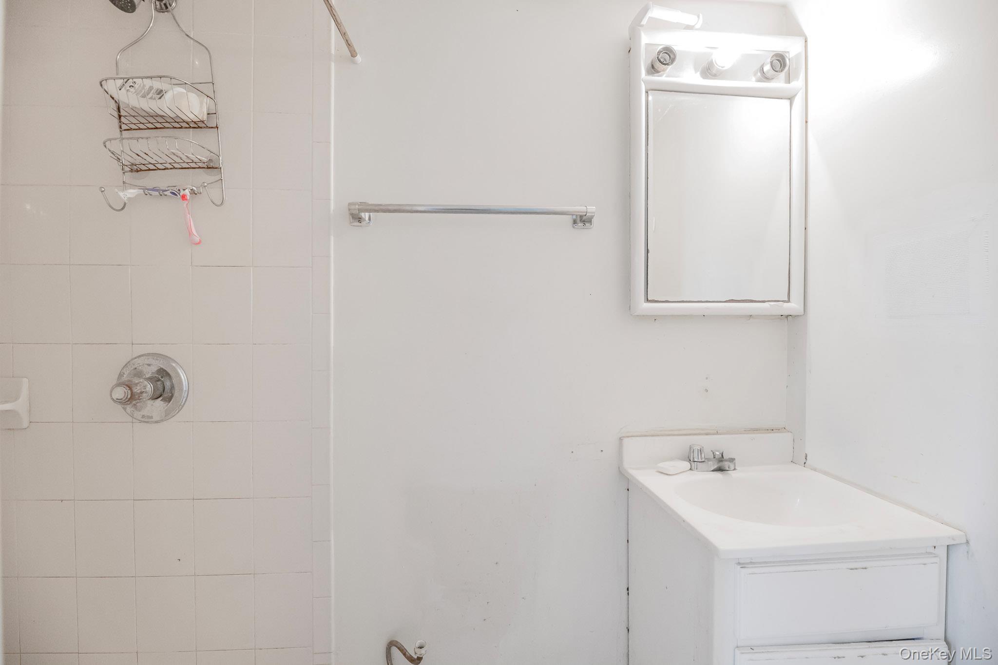 13 Beach Street Property Photo 26