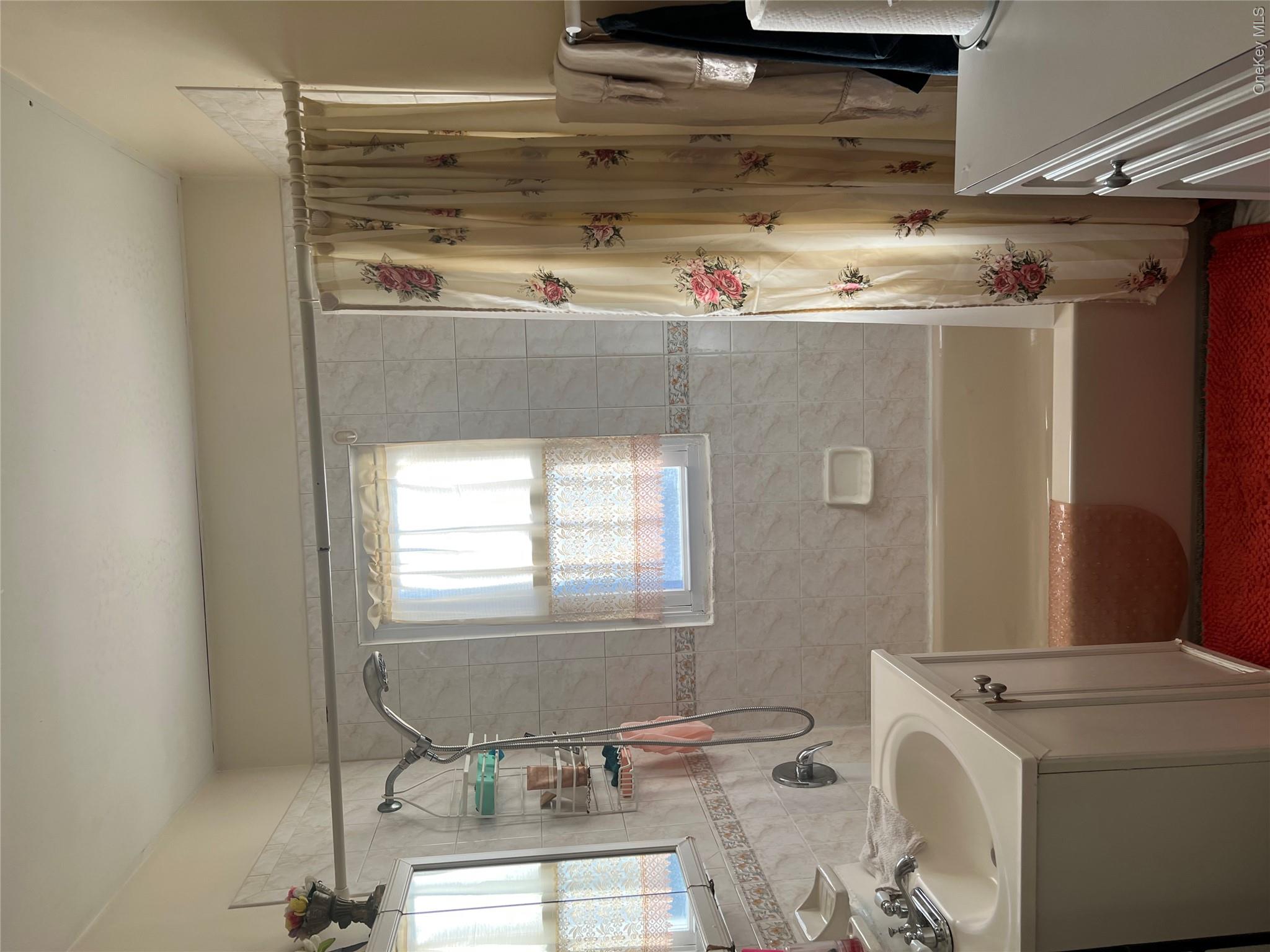 14214 231st Street Property Photo 9