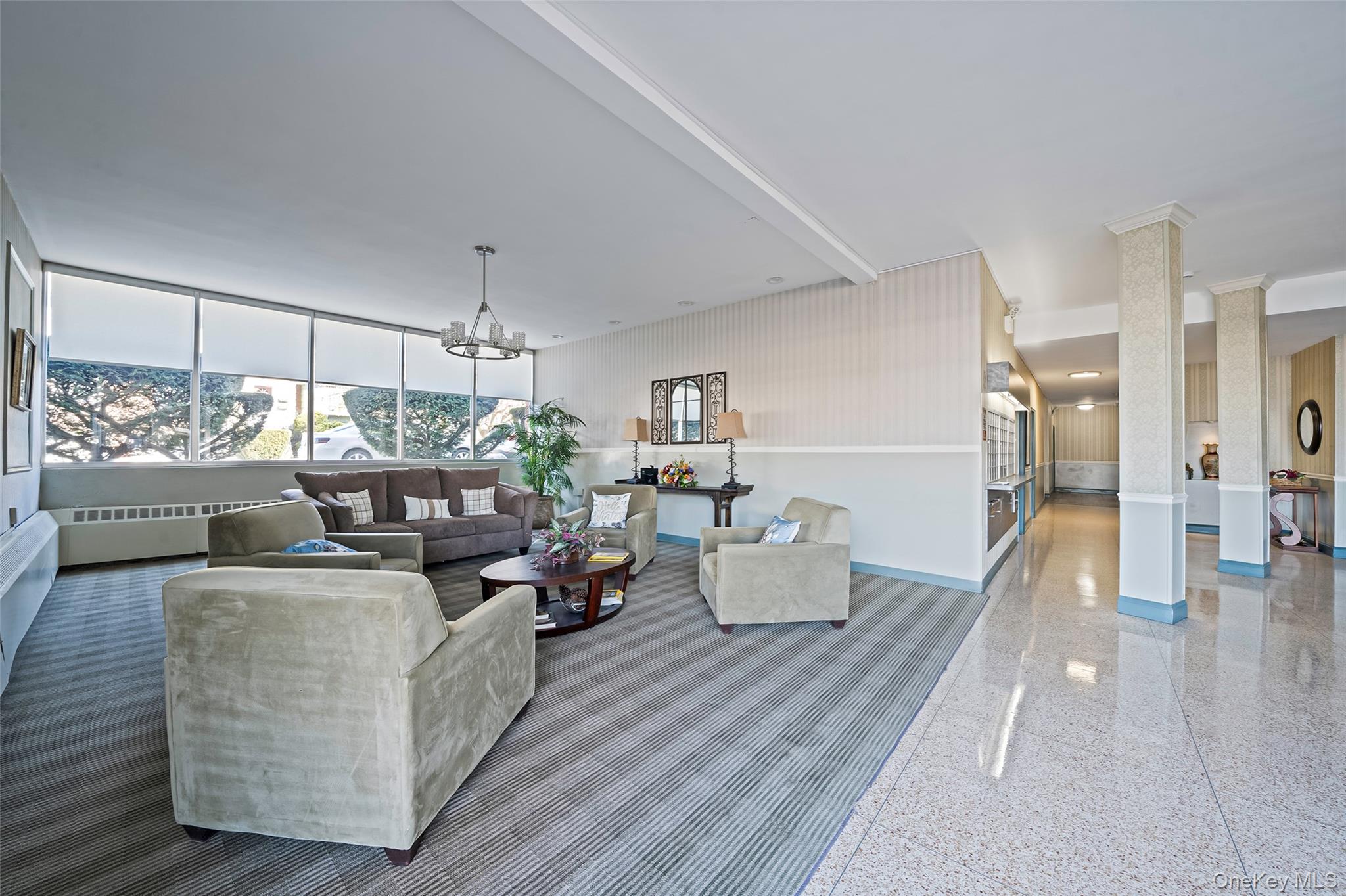 60 Hempstead Avenue 1o Property Photo 17