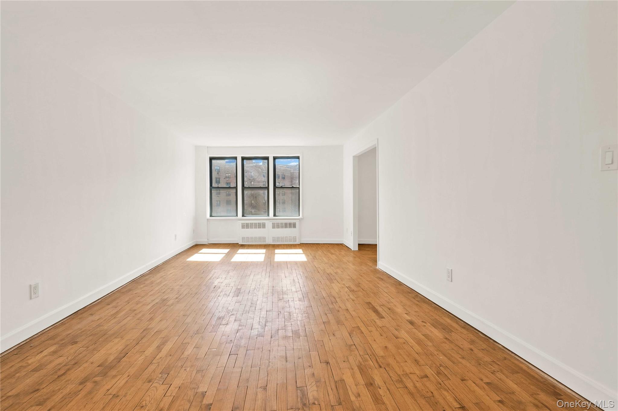 58-03 Calloway Street 5e Property Photo 8
