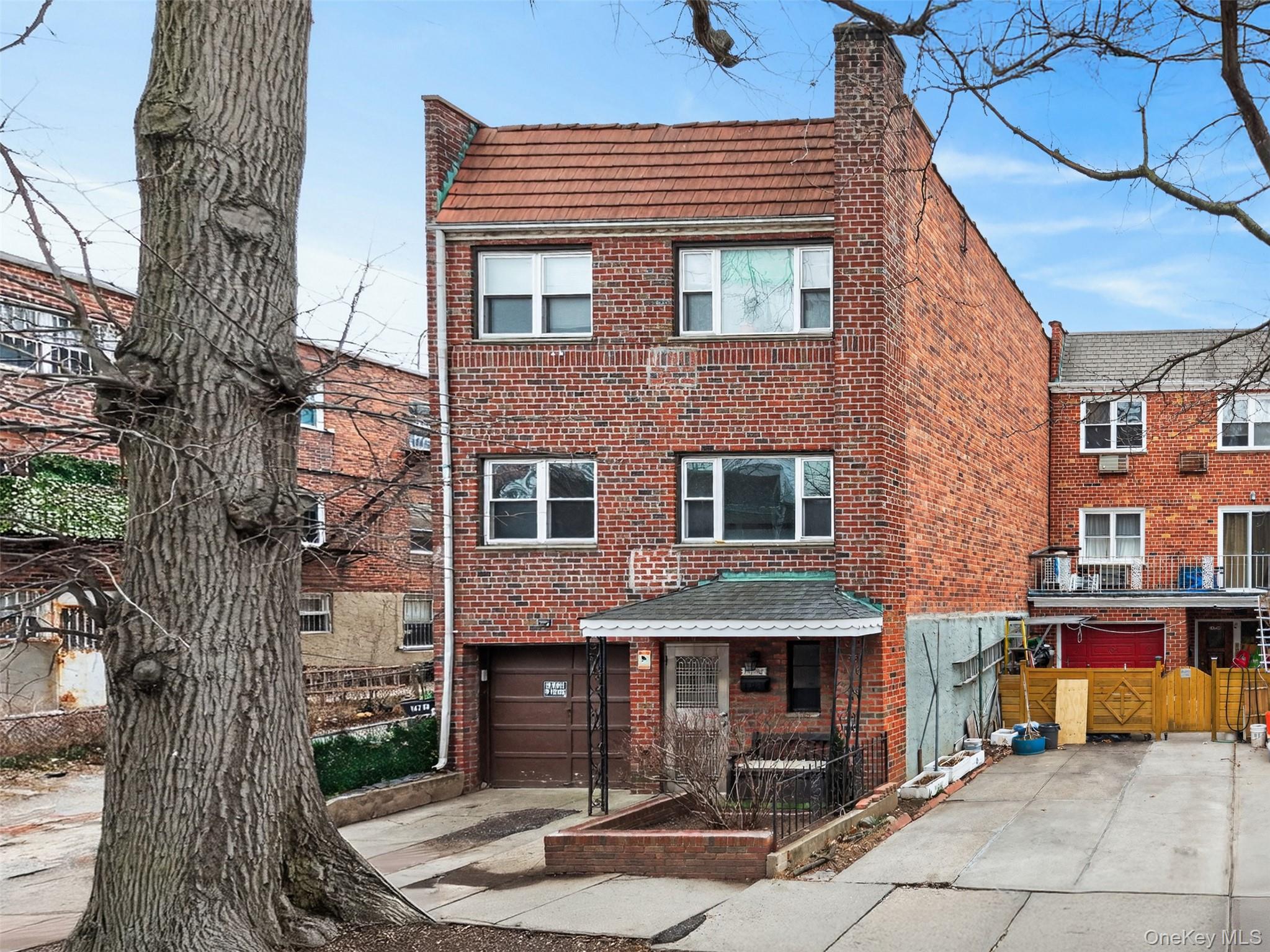 147-50 Barclay Avenue Property Photo 1