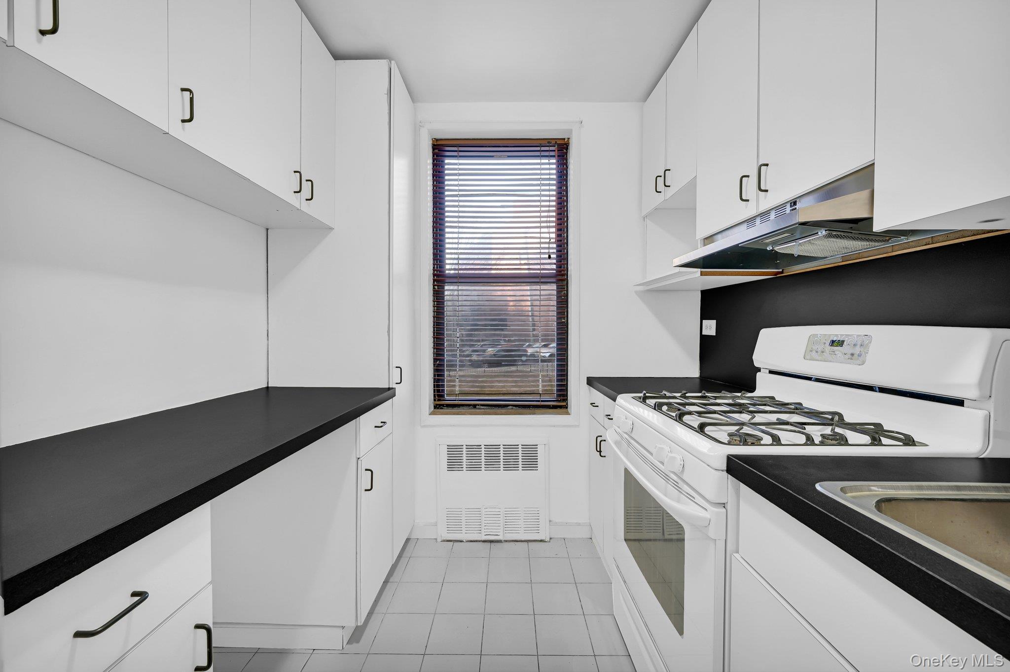 814 B Unit 1e Tilden Street 1 E Property Photo 10