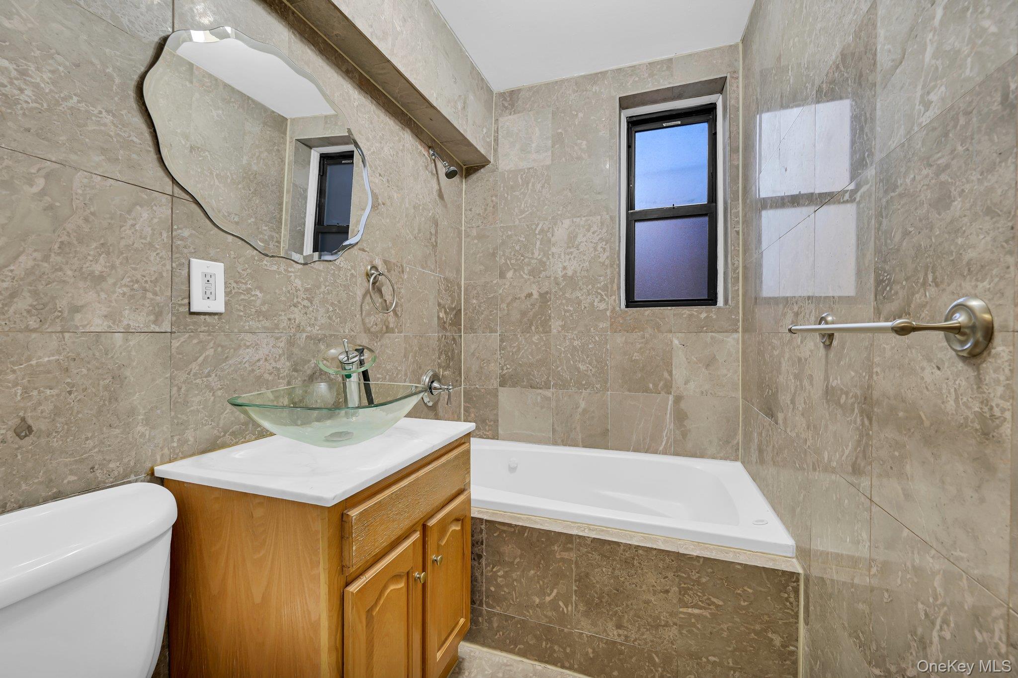 814 B Unit 1e Tilden Street 1 E Property Photo 12