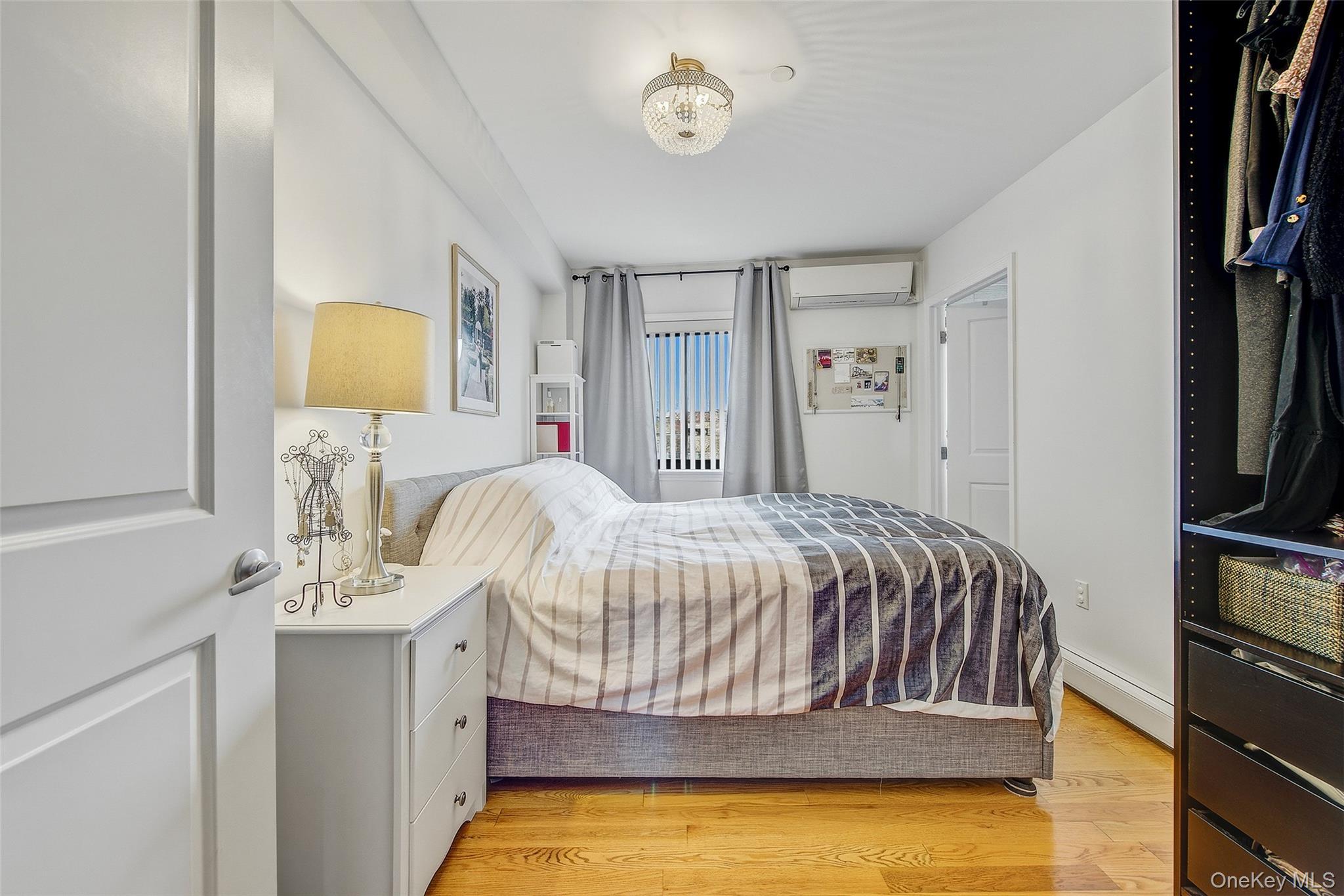 84-05 Queens Boulevard 5c Property Photo 8