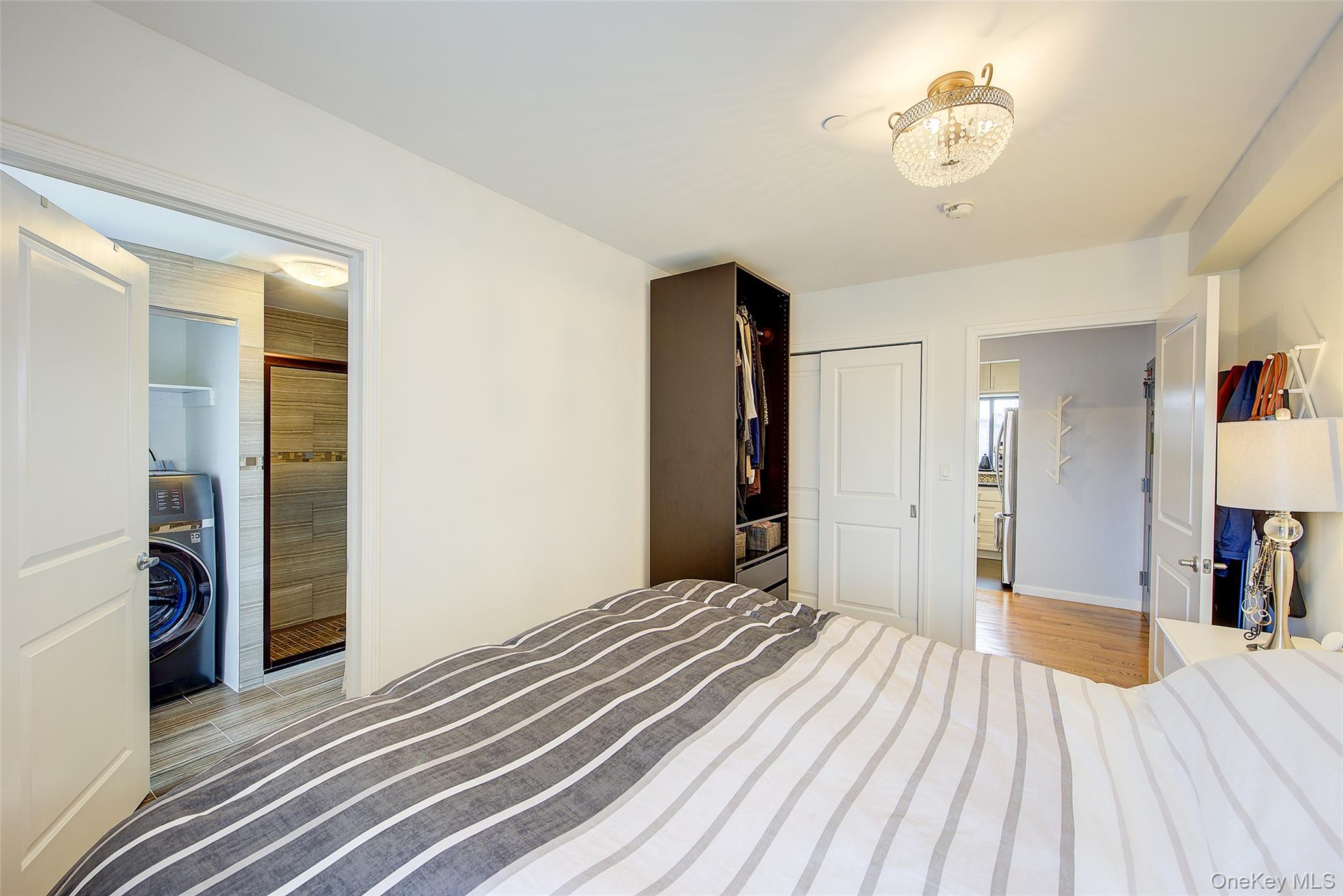 84-05 Queens Boulevard 5c Property Photo 10