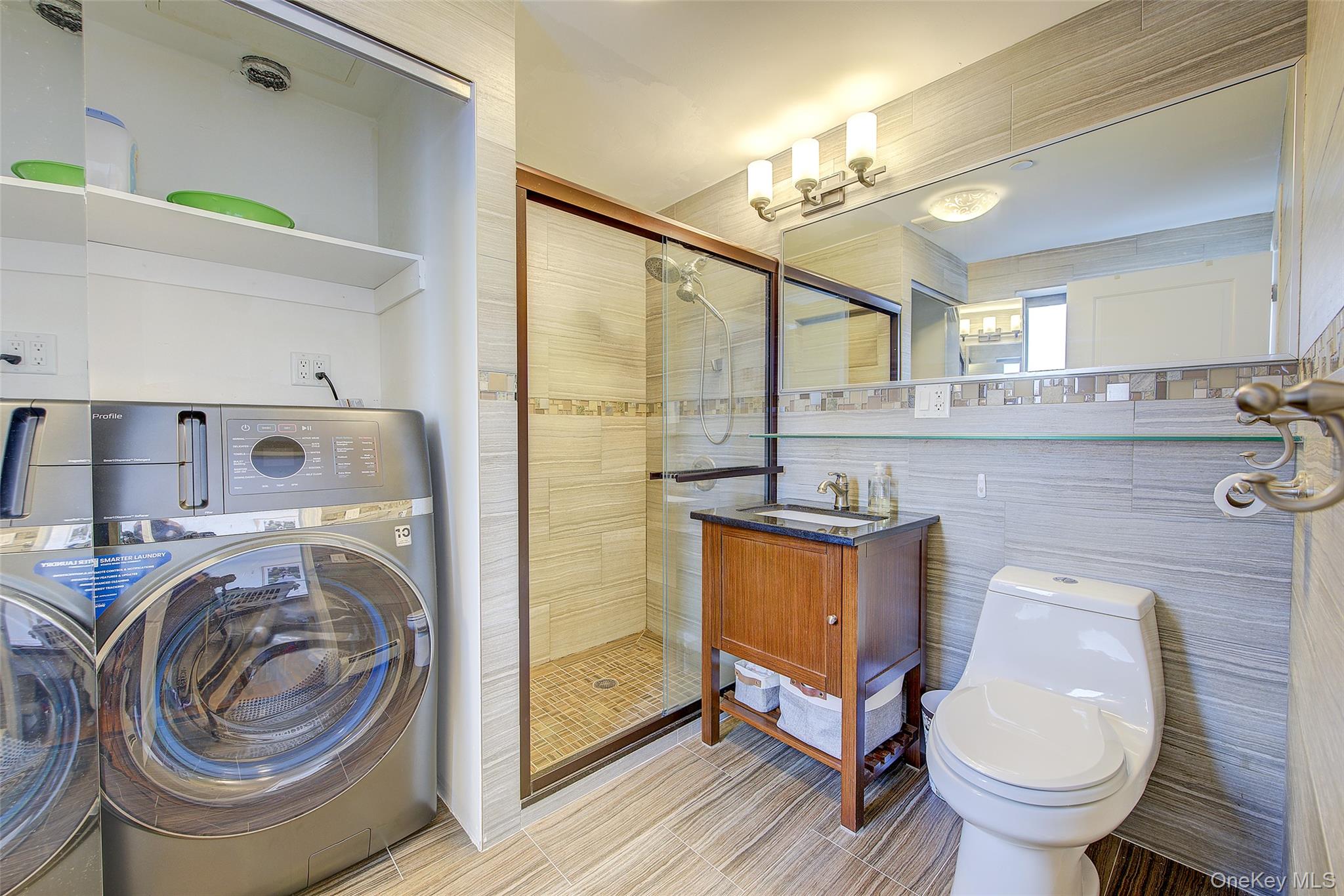 84-05 Queens Boulevard 5c Property Photo 11