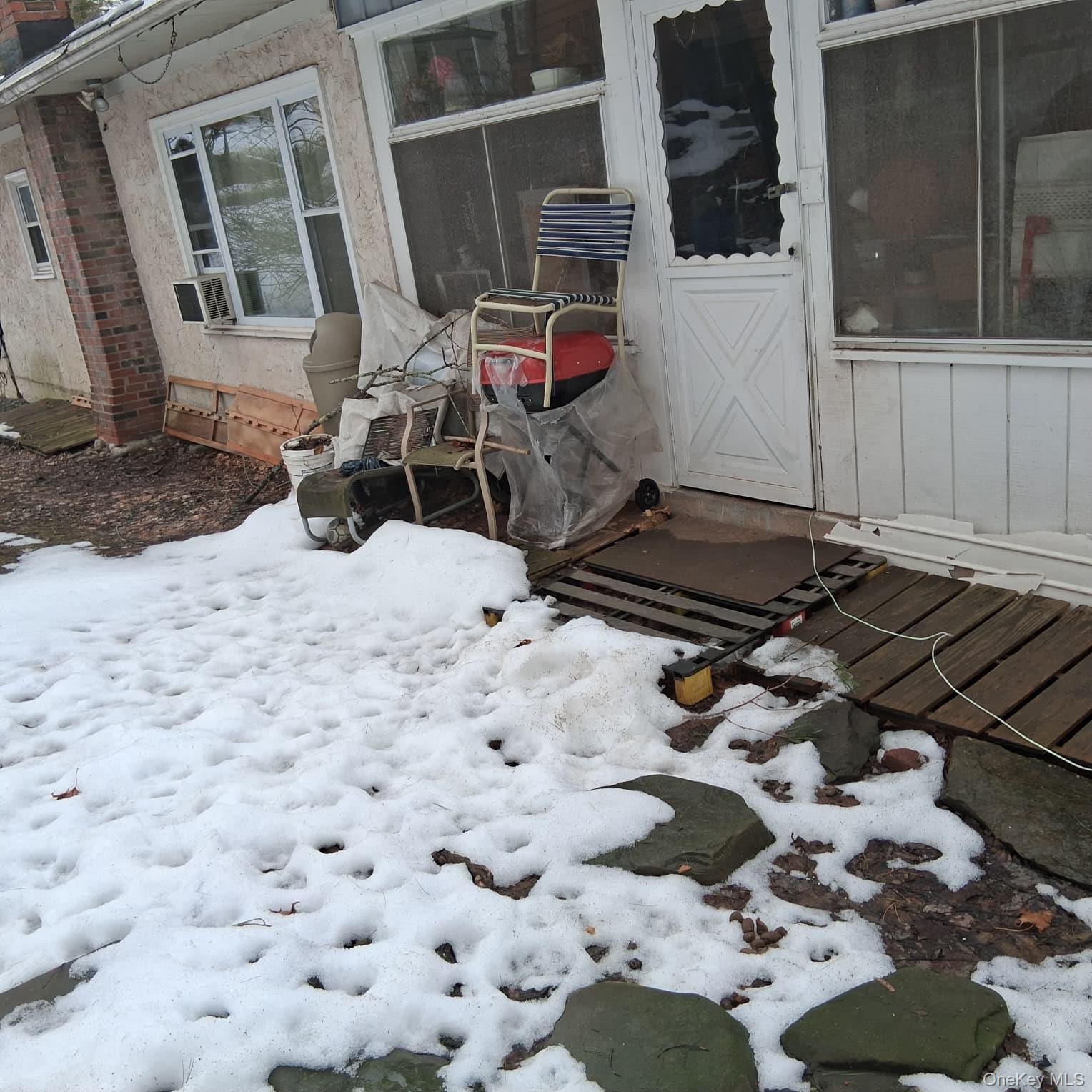 18 York Avenue Property Photo 11