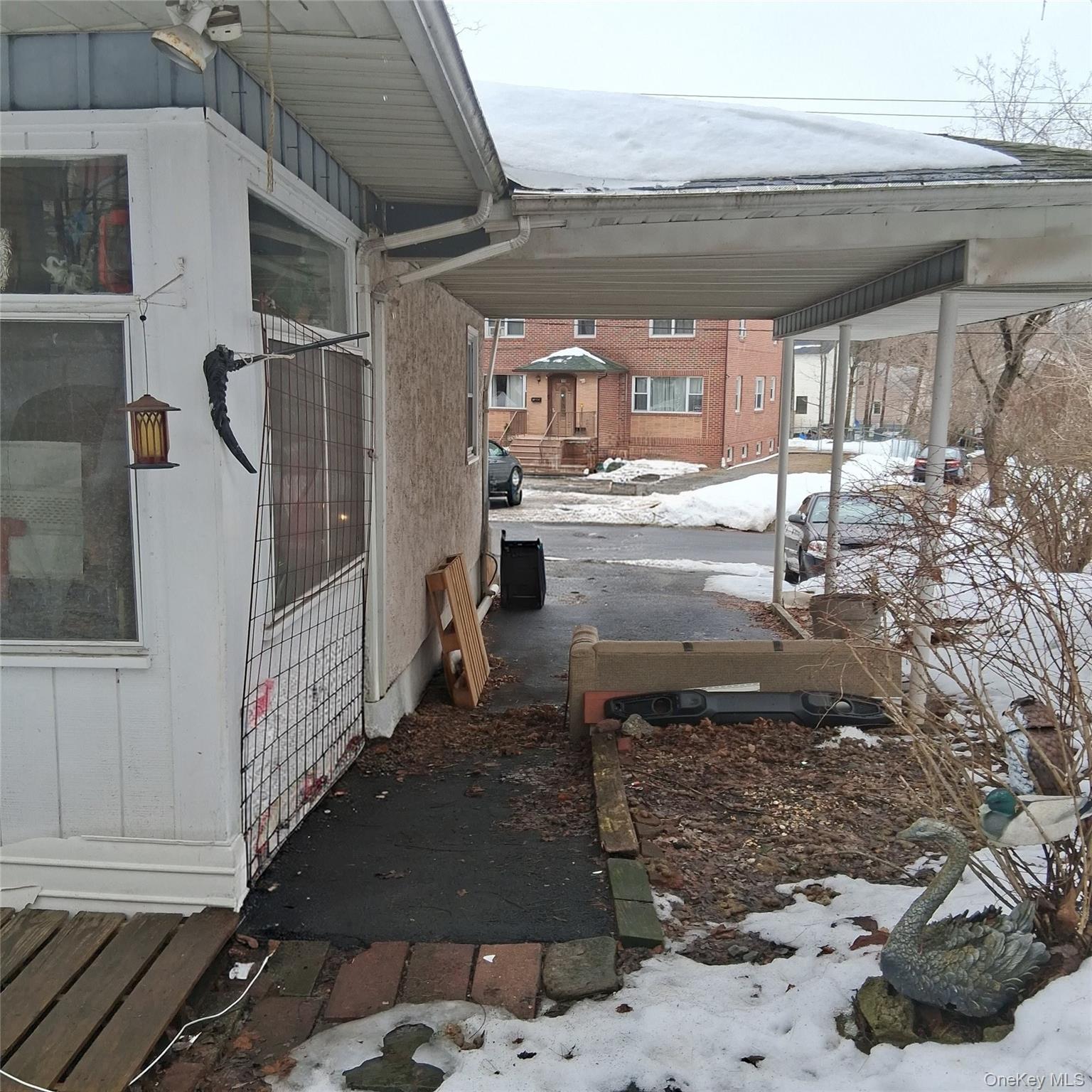 18 York Avenue Property Photo 17