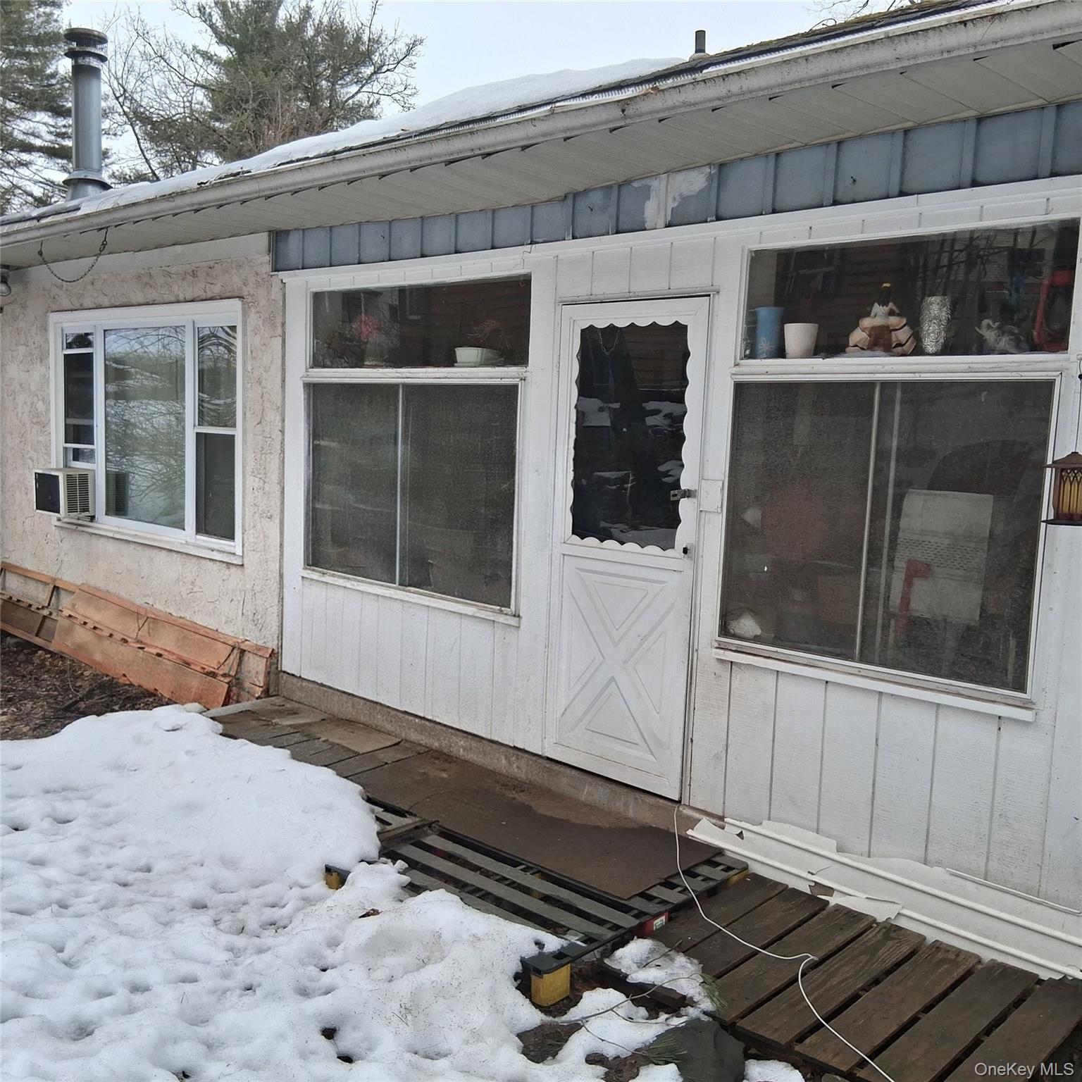 18 York Avenue Property Photo 18