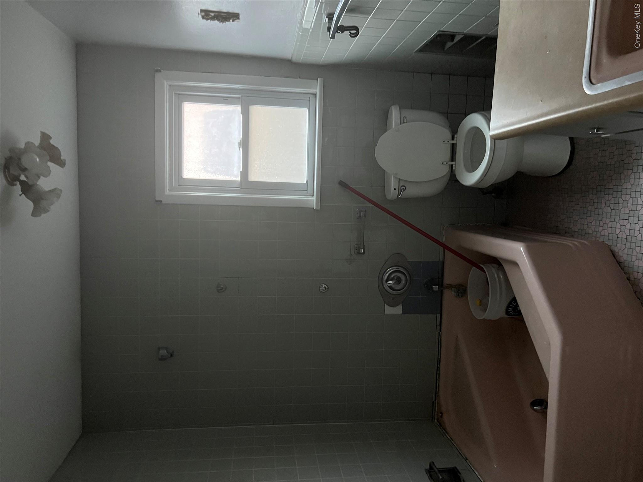 18 York Avenue Property Photo 22