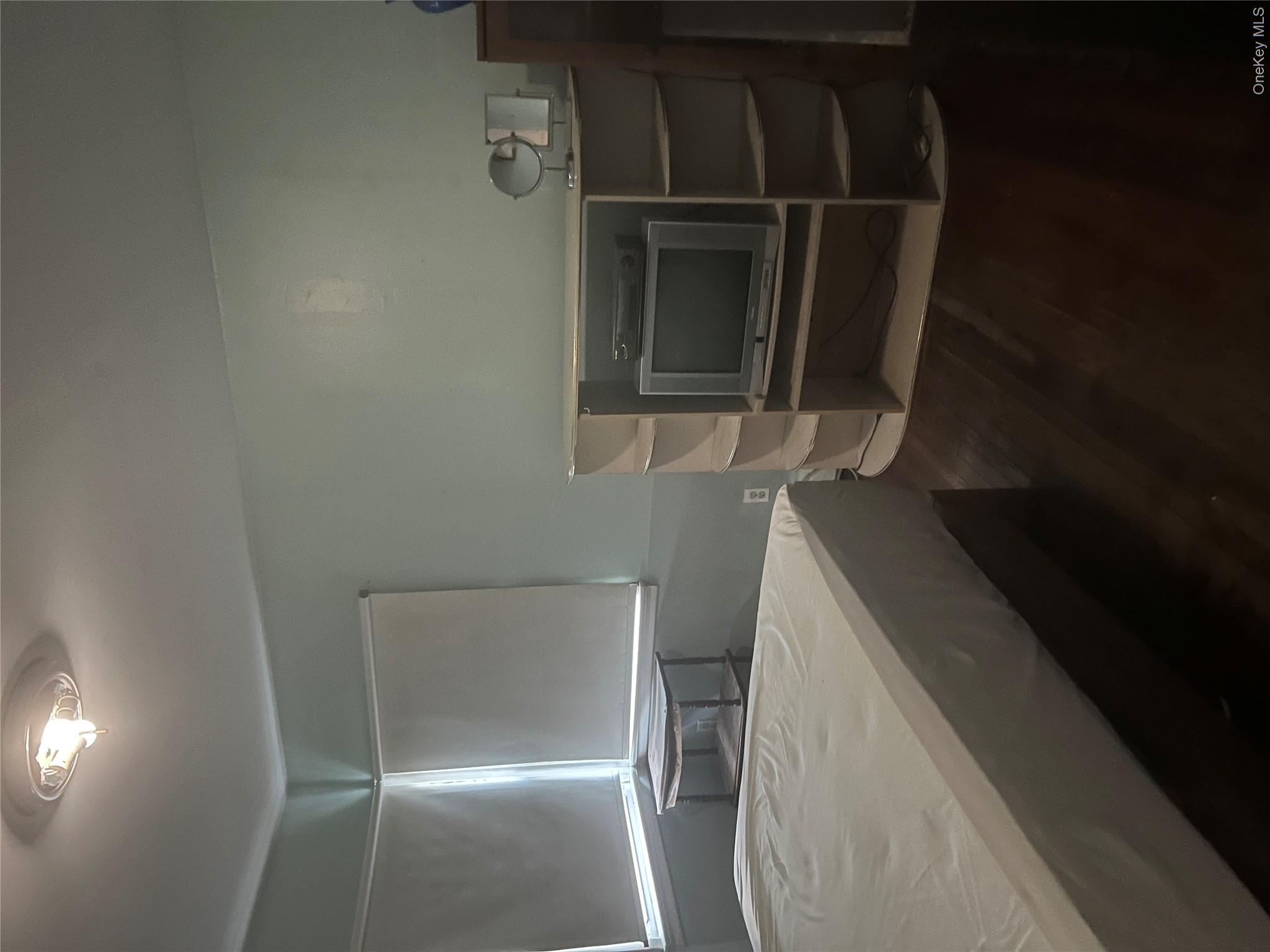 18 York Avenue Property Photo 23