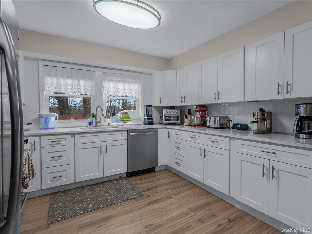 53 River Avenue Property Photo 2