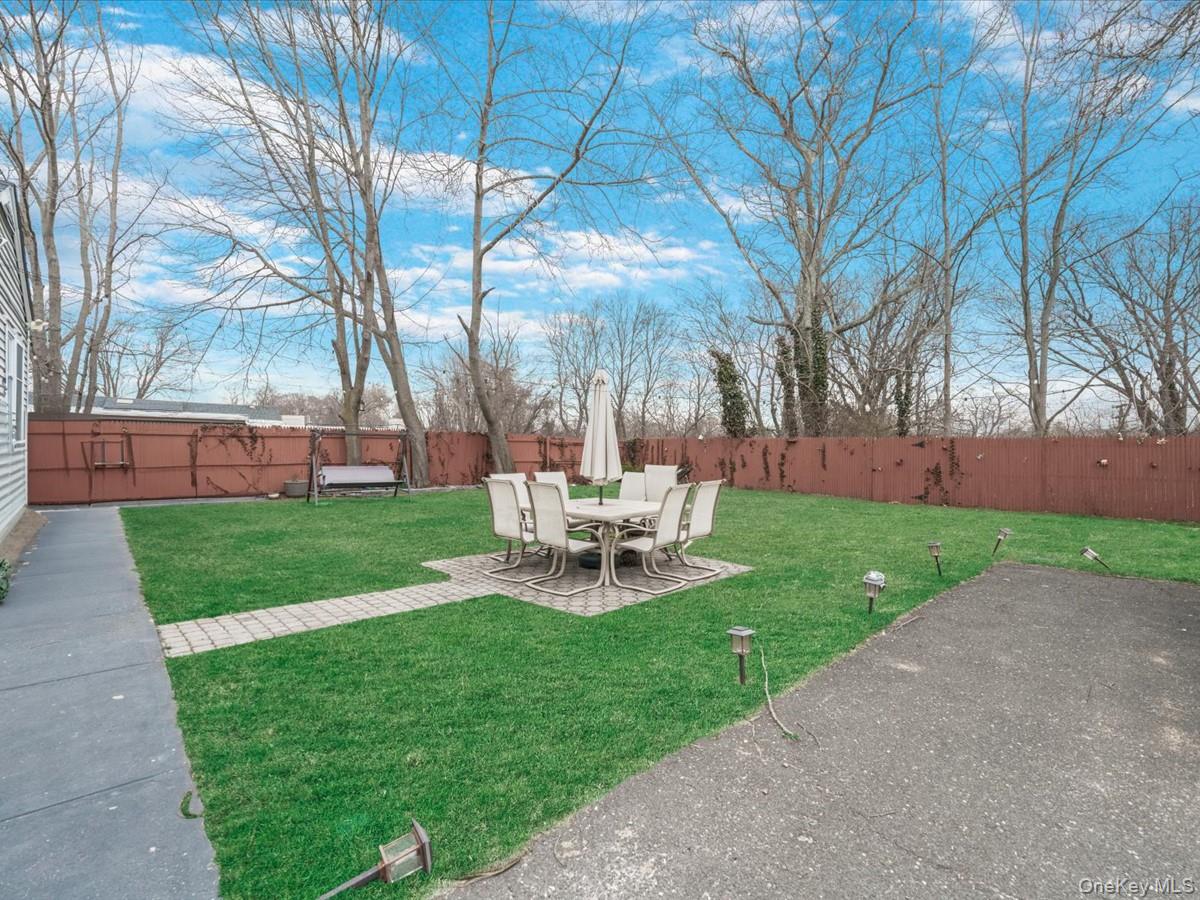 53 River Avenue Property Photo 5