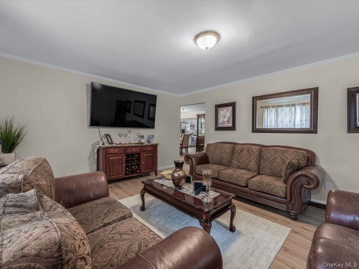 53 River Avenue Property Photo 6