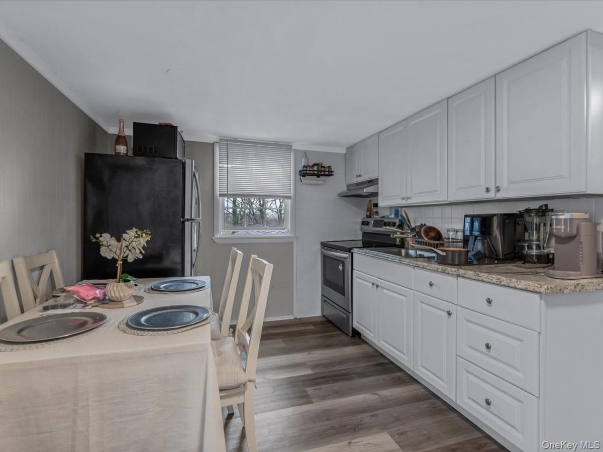 53 River Avenue Property Photo 15