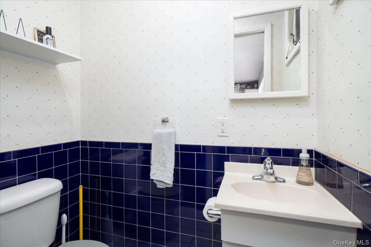 843 Greenbelt Parkway Property Photo 10