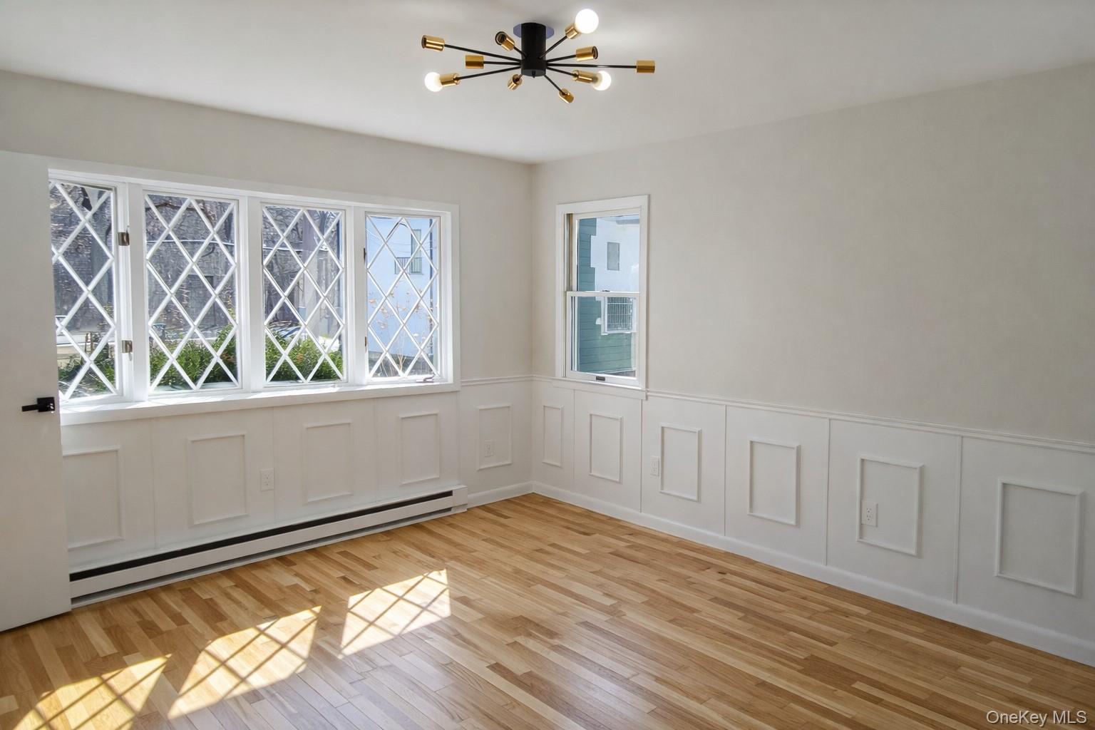 129 Franklin Avenue Property Photo 4