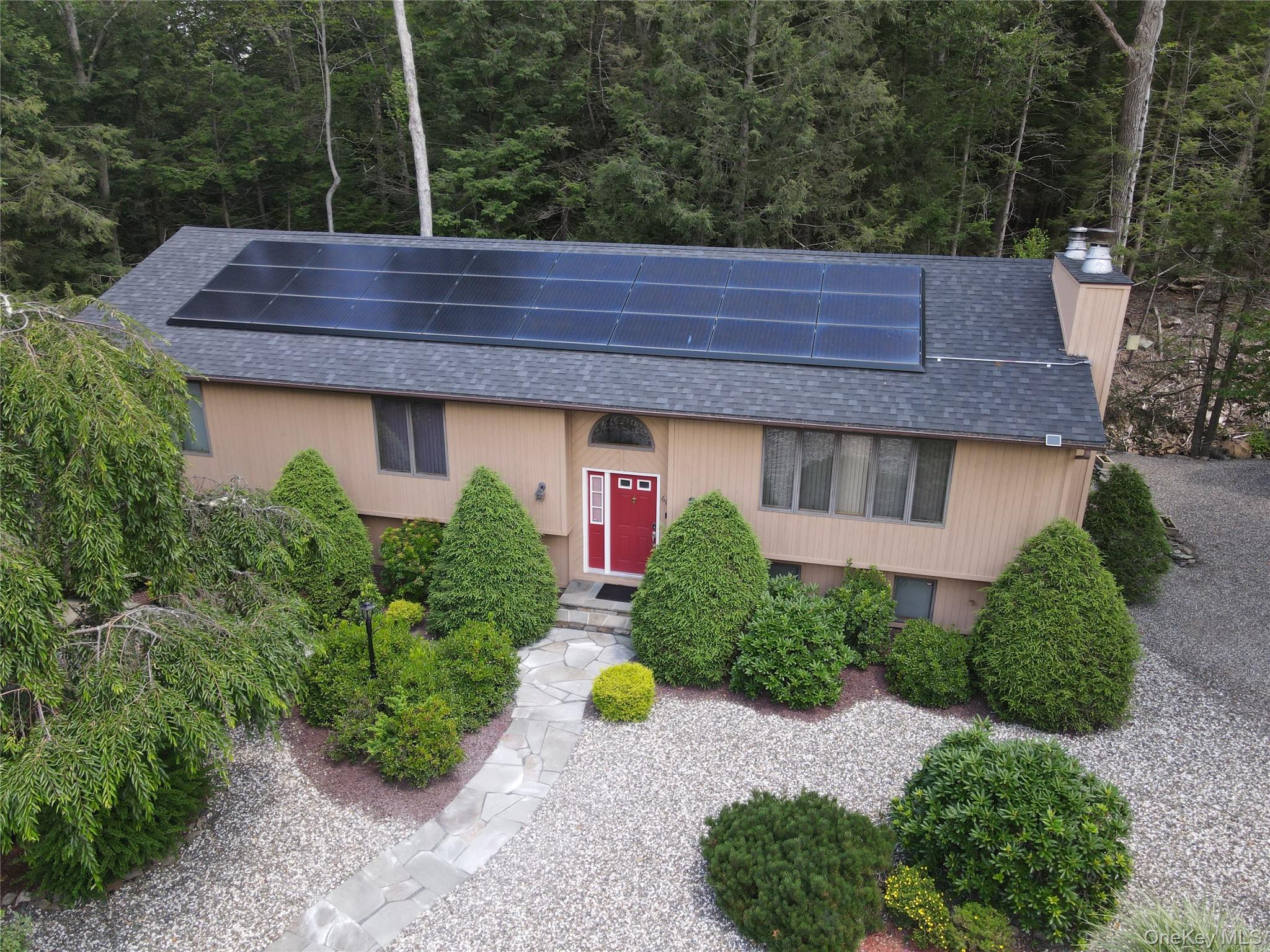 60 Manchester Road Property Photo 2