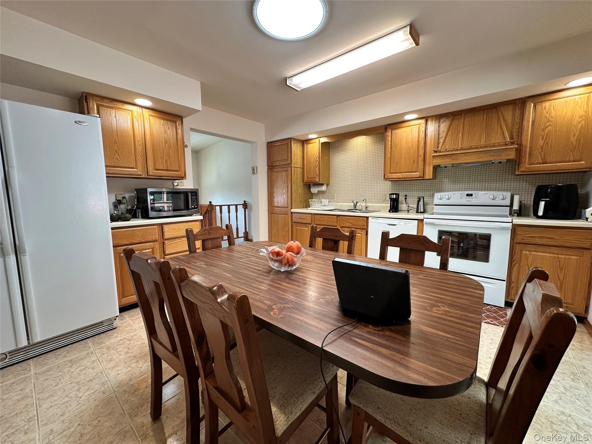 60 Manchester Road Property Photo 11