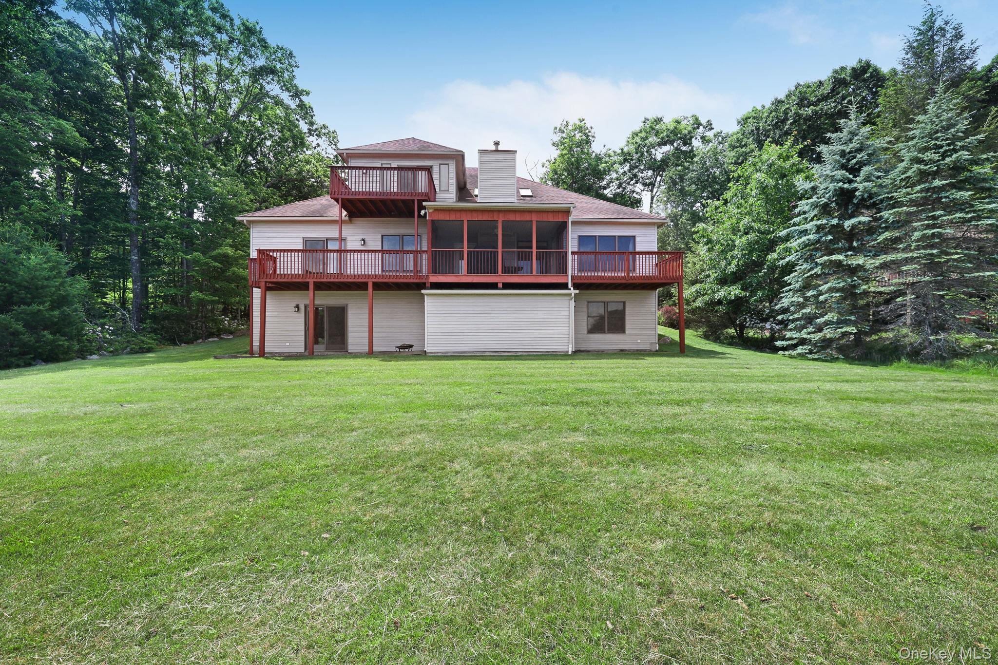 9 Surrey Street Property Photo 16