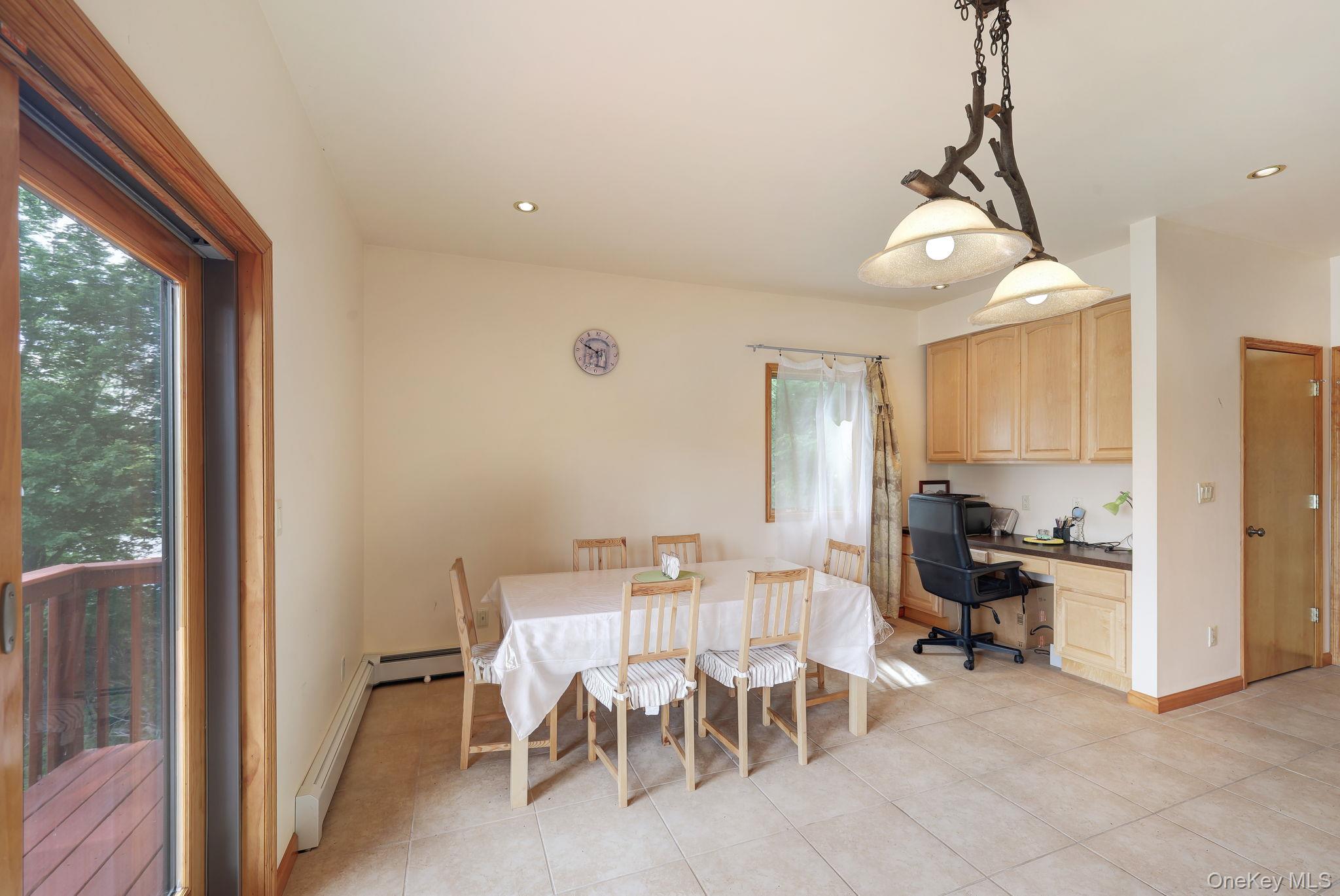 9 Surrey Street Property Photo 28