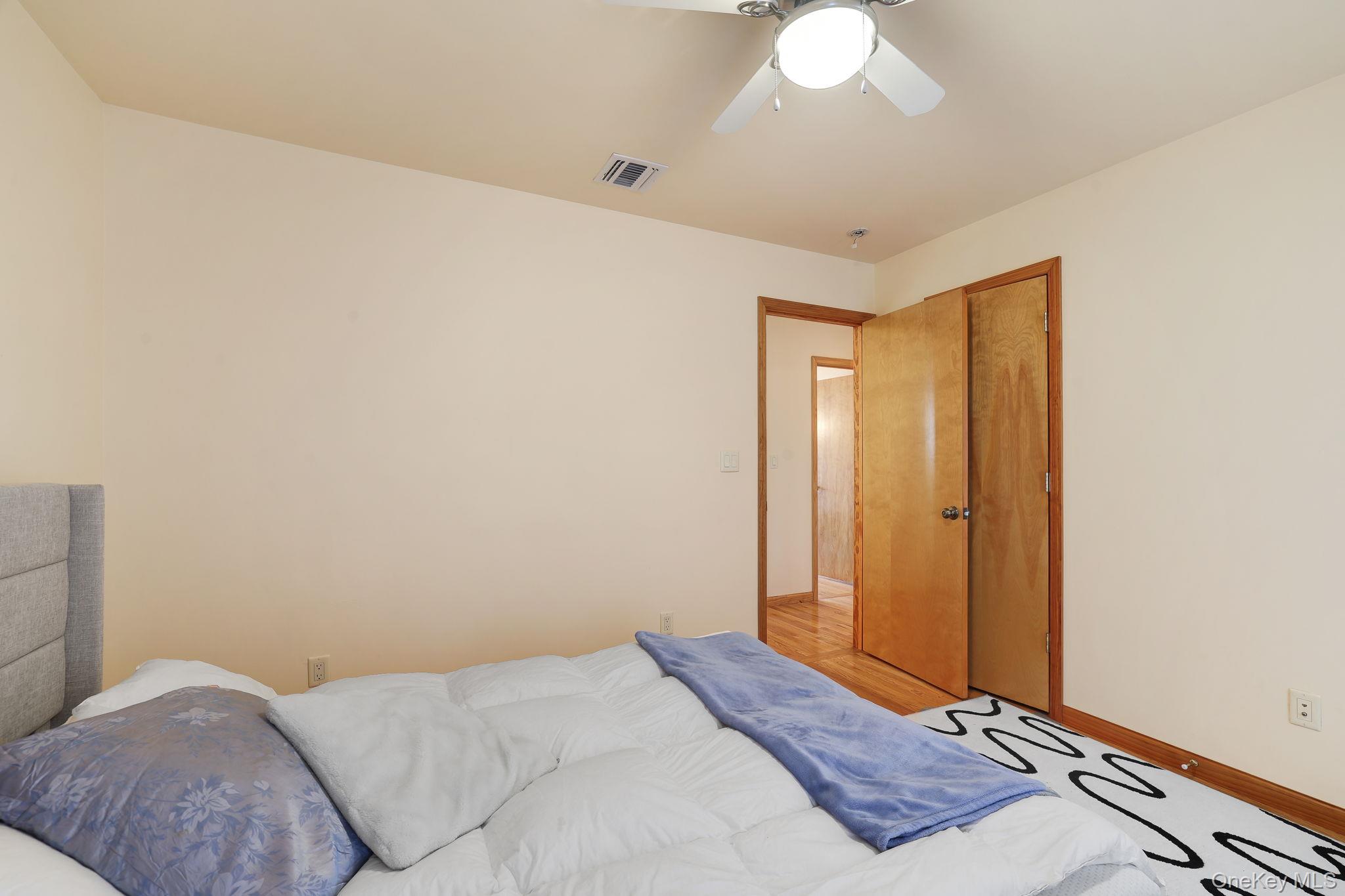 9 Surrey Street Property Photo 42