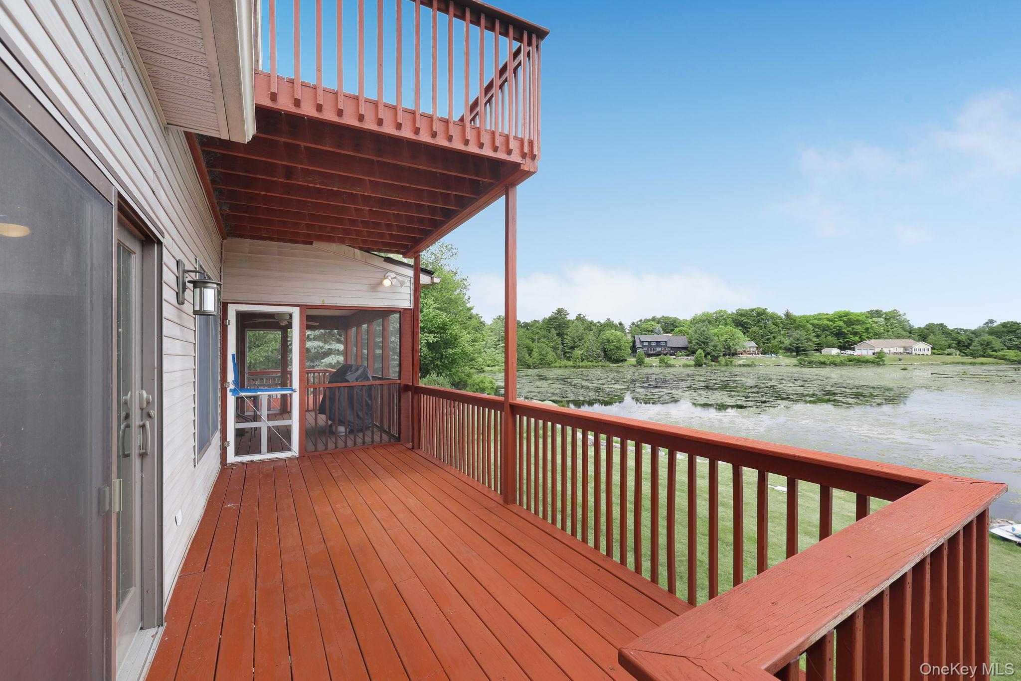 9 Surrey Street Property Photo 48