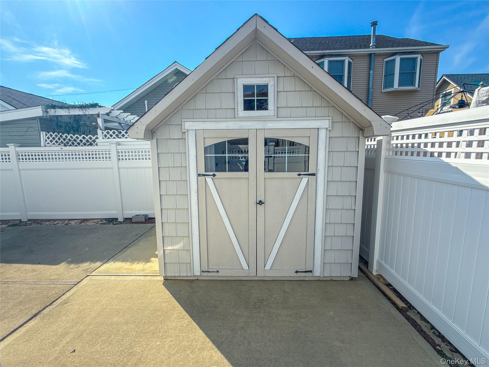 97 Cedarhurst Avenue Property Photo 19
