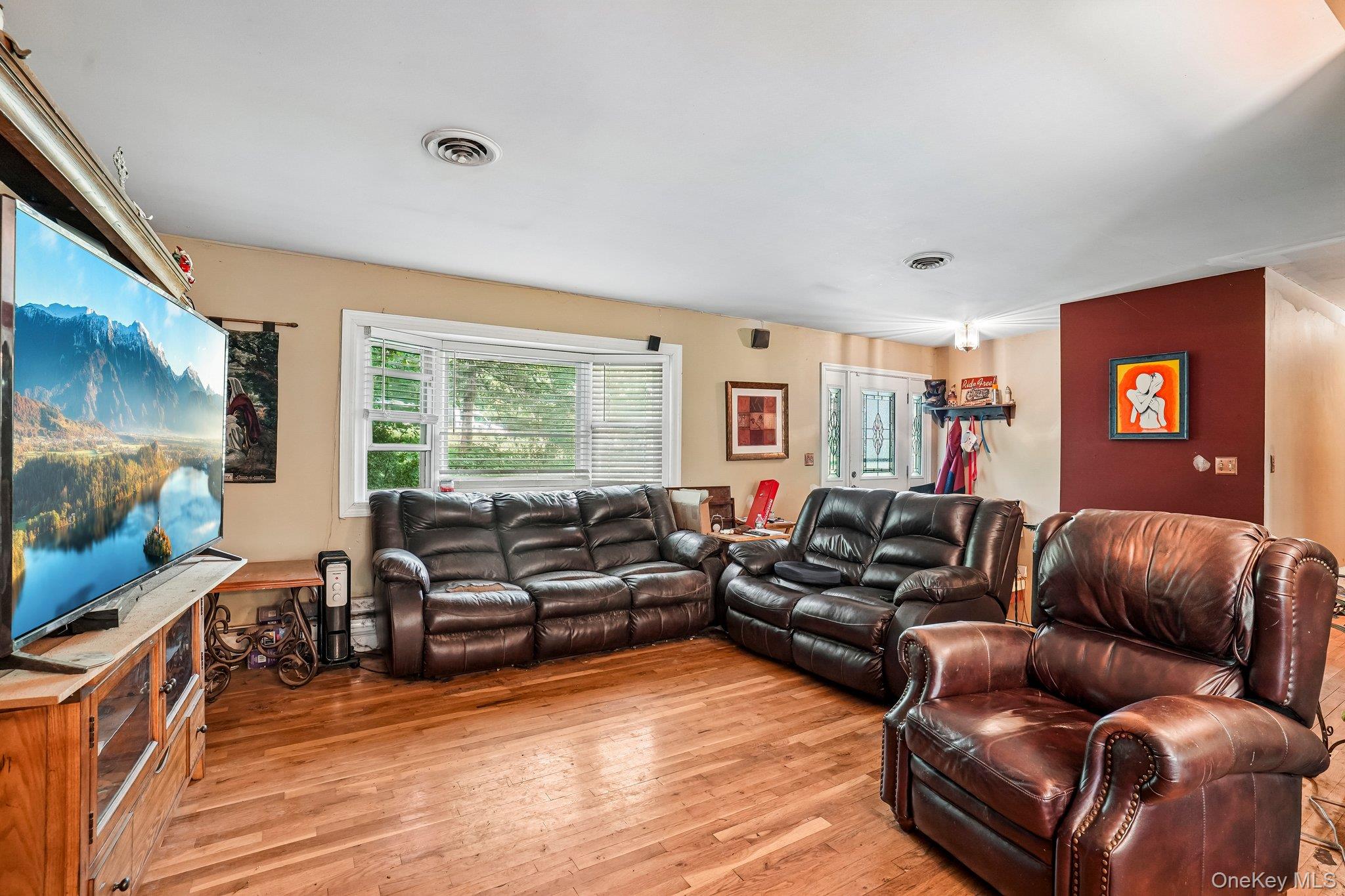 14 Helms Hill Road Property Photo 3