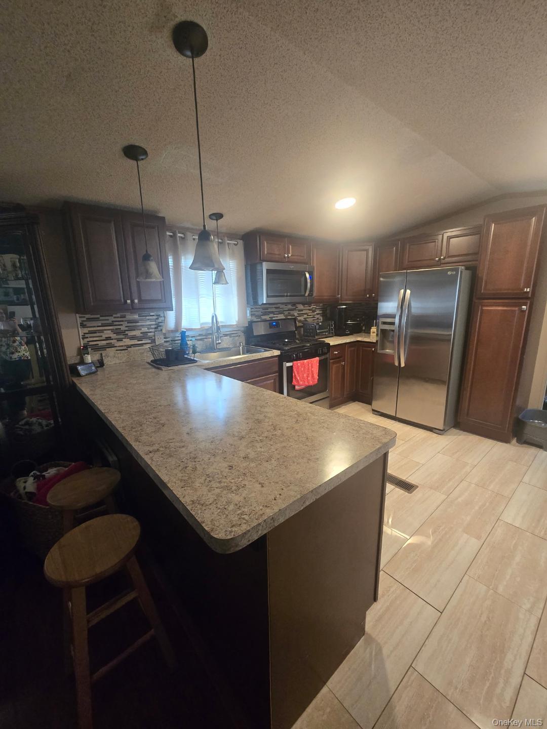 2701 Goethals Road H4 Property Photo 13