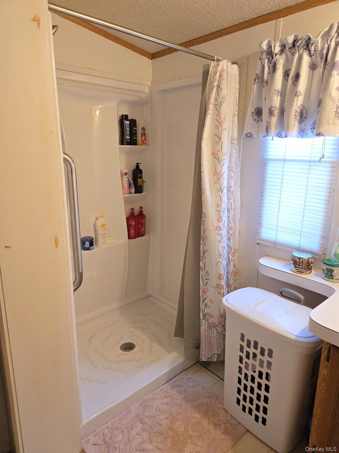 2701 Goethals Road H4 Property Photo 18