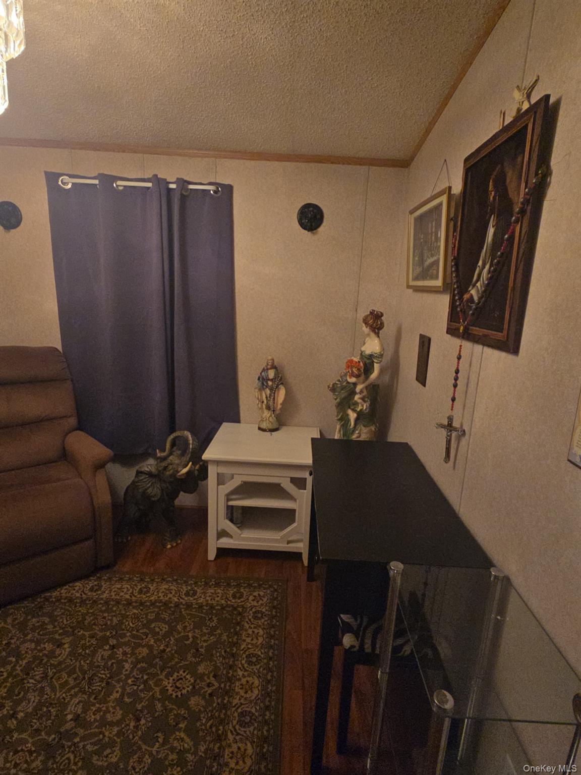 2701 Goethals Road H4 Property Photo 22