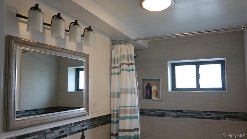 1016 Greene Avenue Property Photo 4