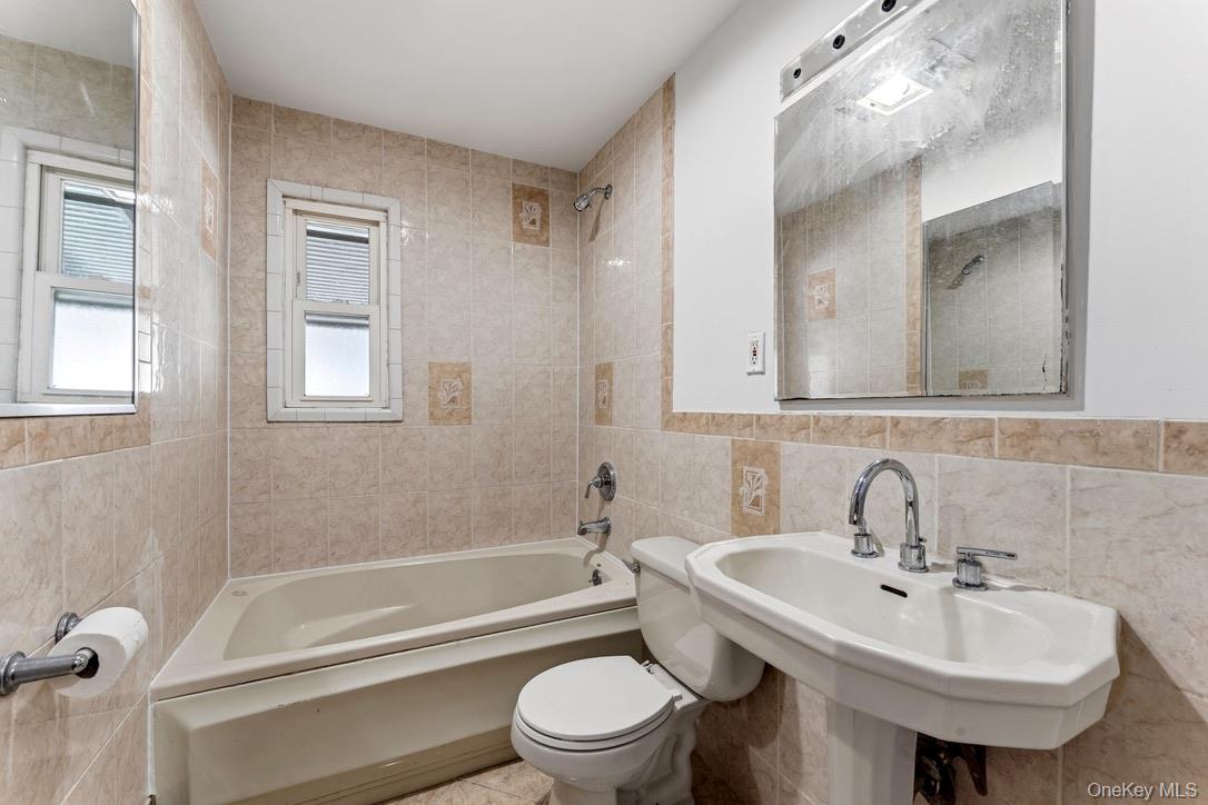 712 Park Avenue Property Photo 13