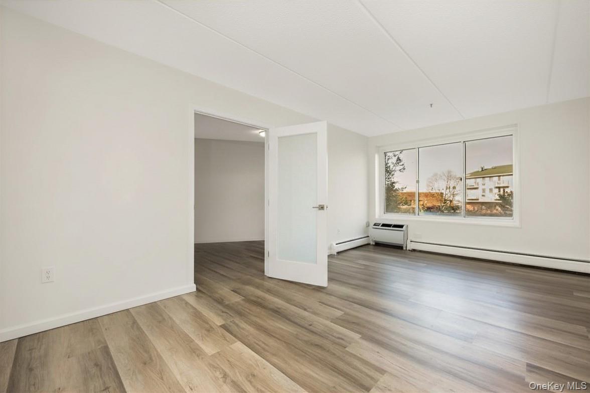 135 Post Avenue 1o Property Photo 23
