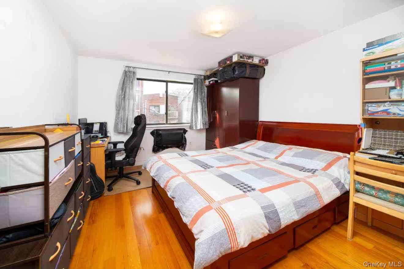 37-33 107th Street 2a Property Photo 7