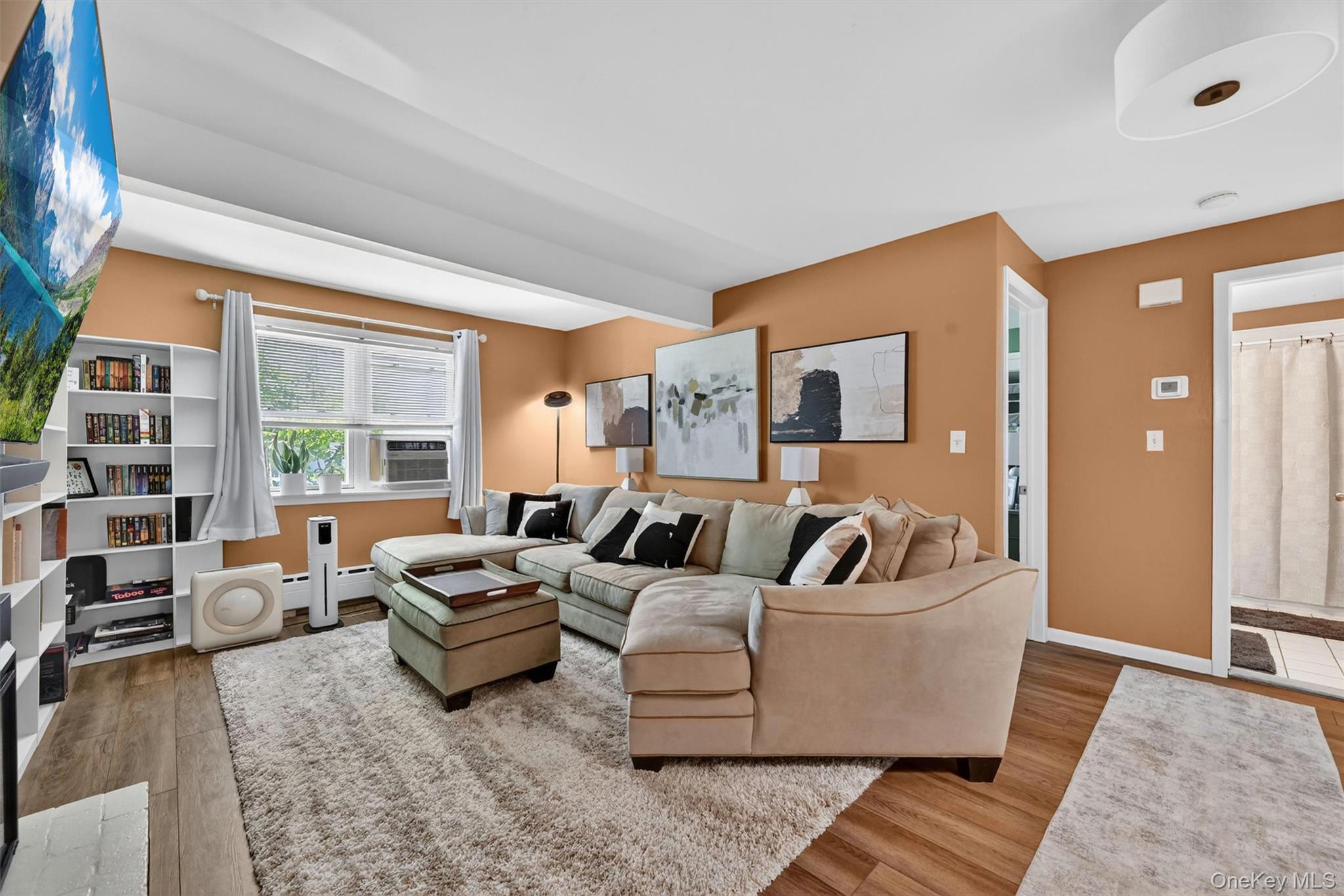 976829 Property Photo 4