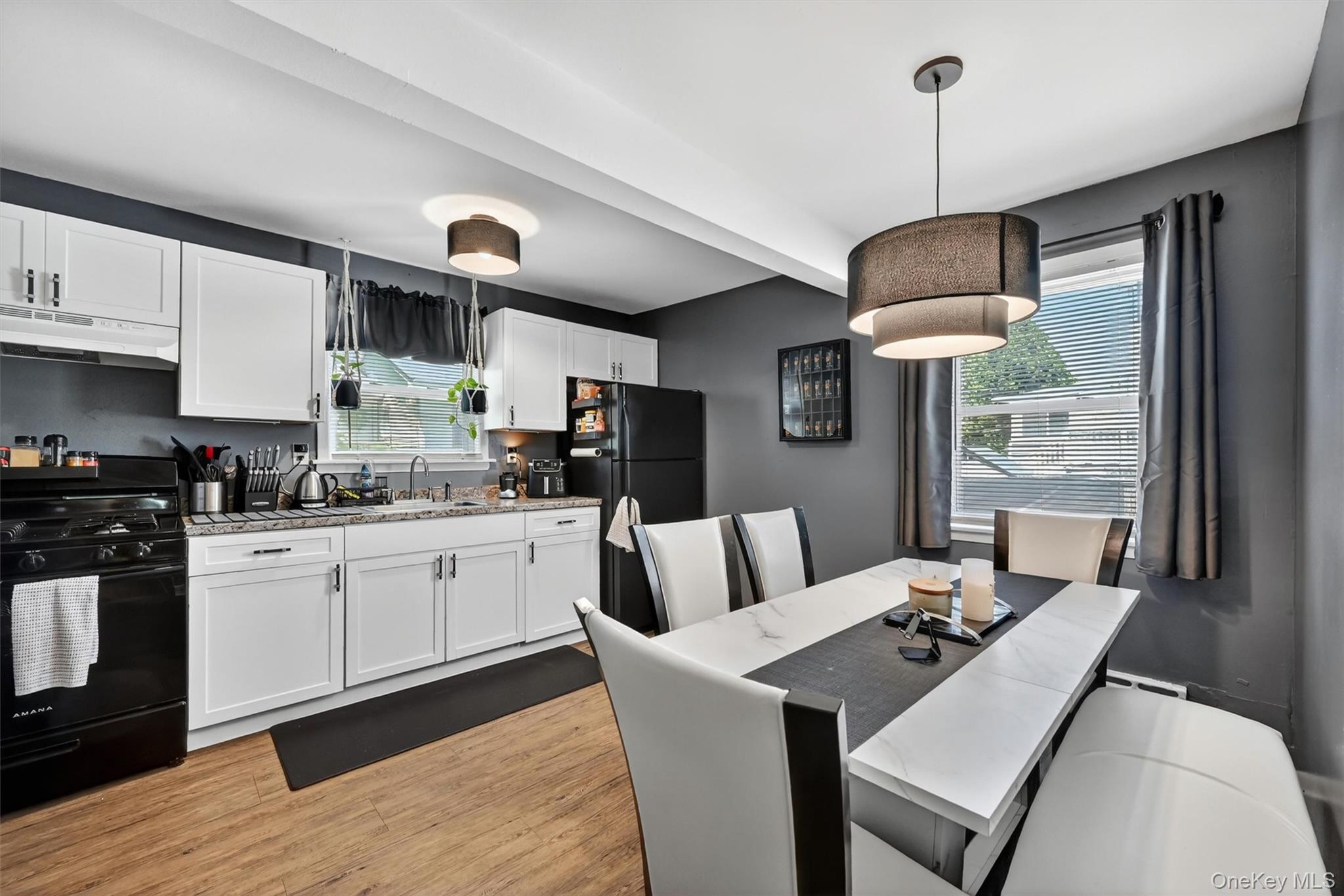 976829 Property Photo 6
