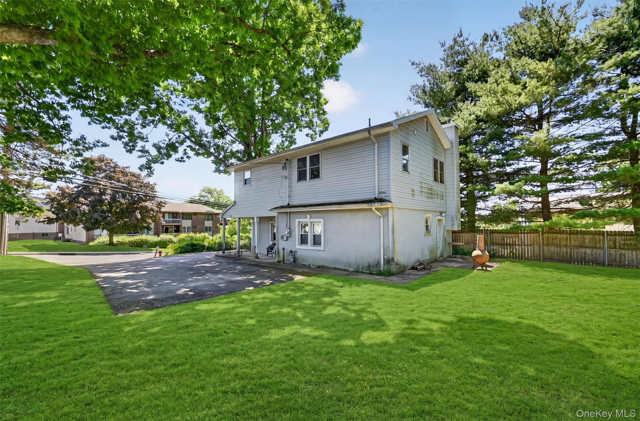 976829 Property Photo 35