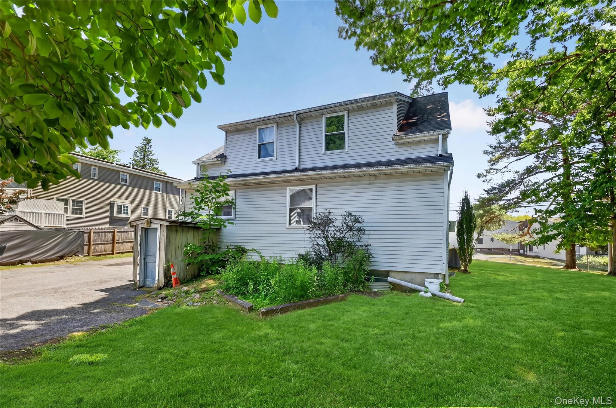 976829 Property Photo 39