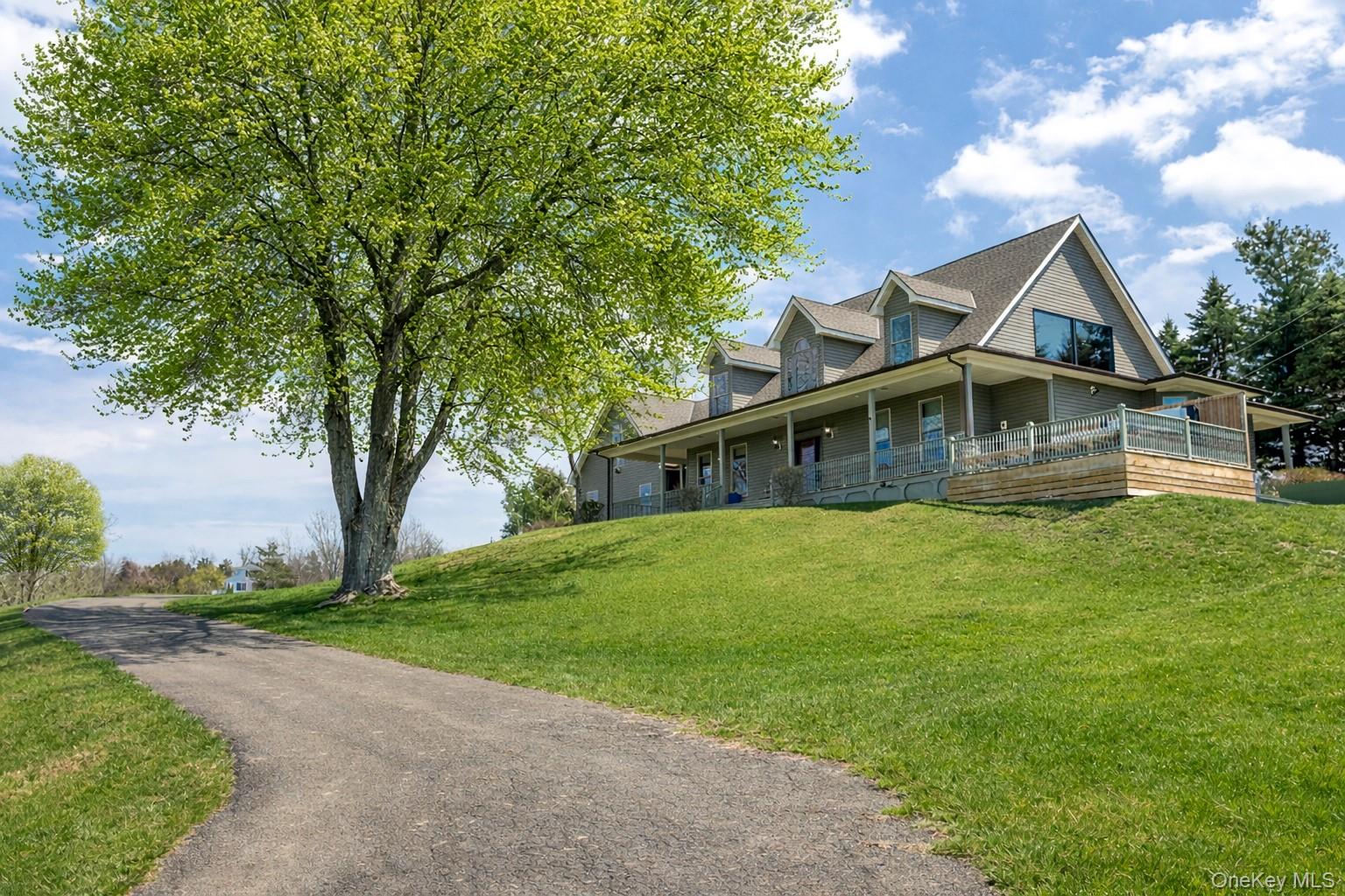 350 Taghkanic Road Property Photo 1