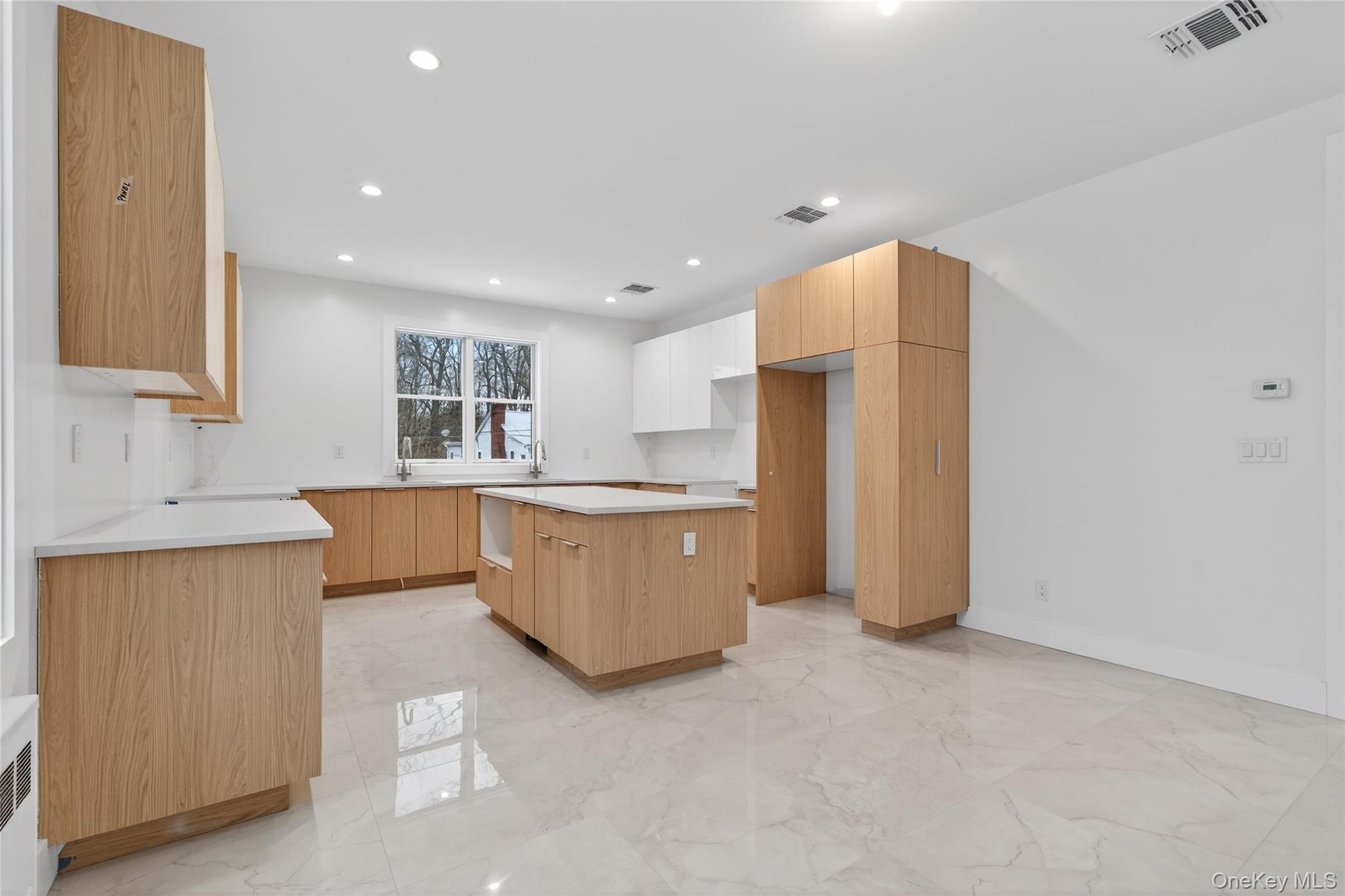 71 Lawrence Avenue Property Photo 12