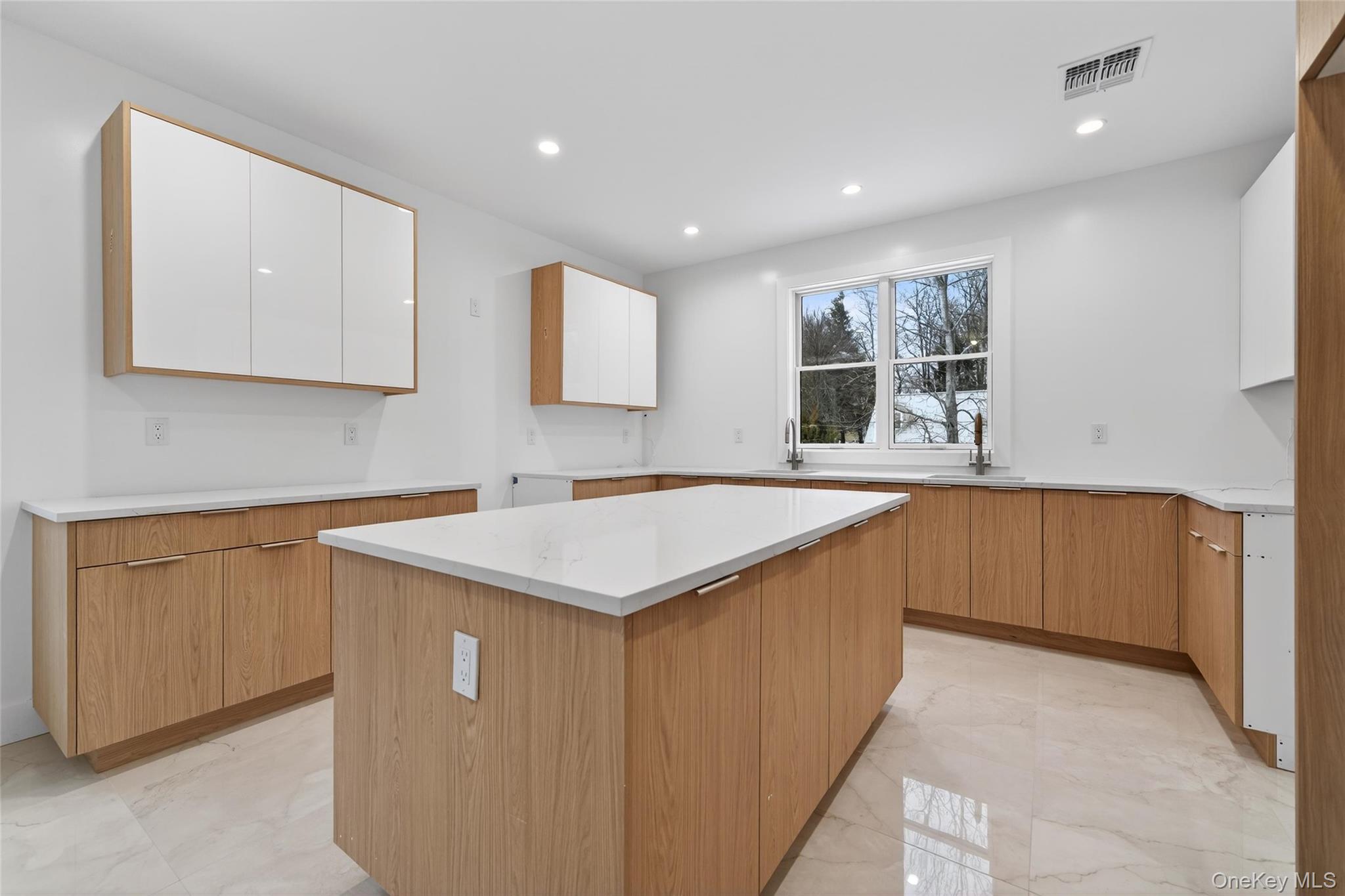 71 Lawrence Avenue Property Photo 14