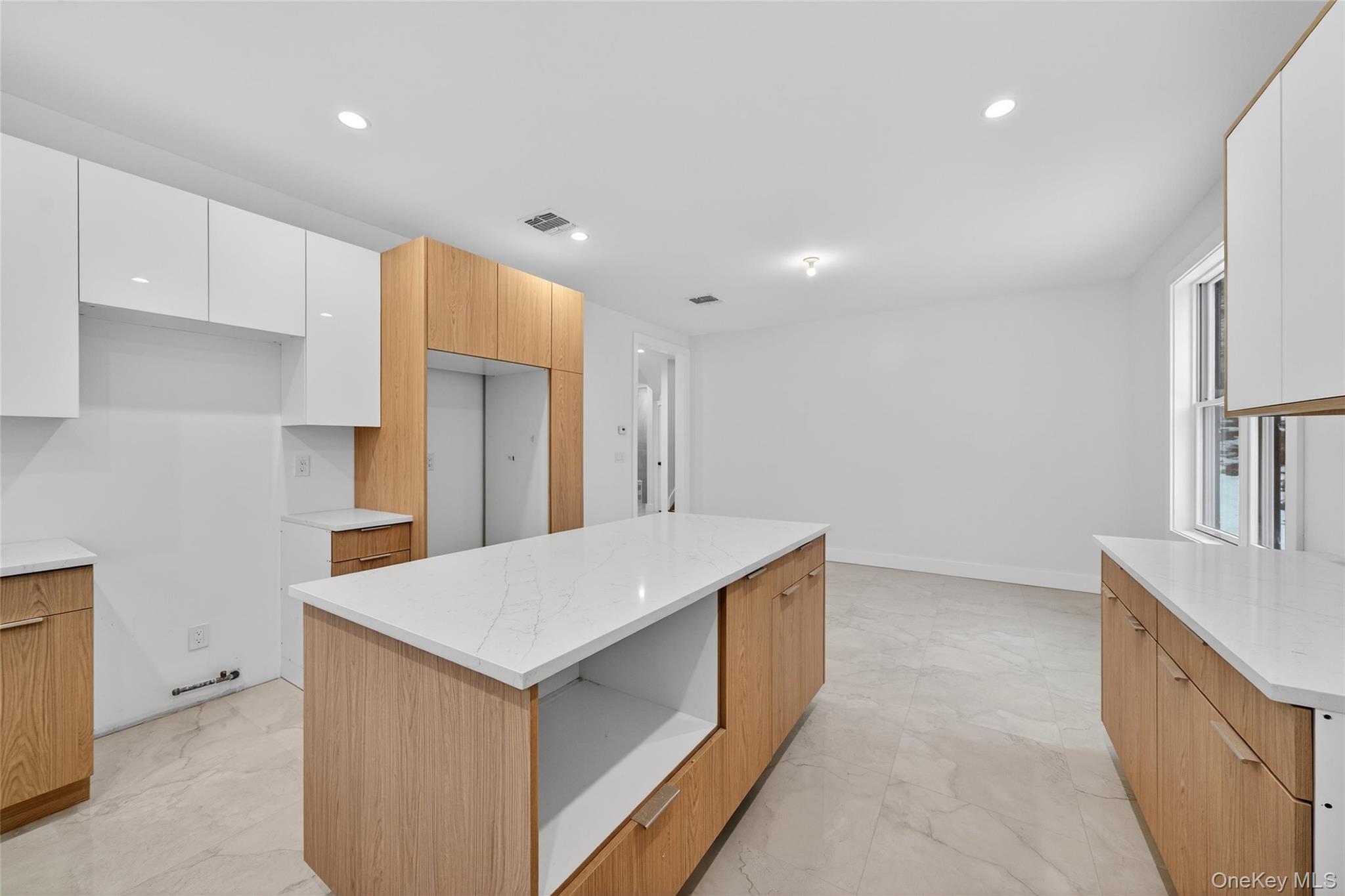 71 Lawrence Avenue Property Photo 16